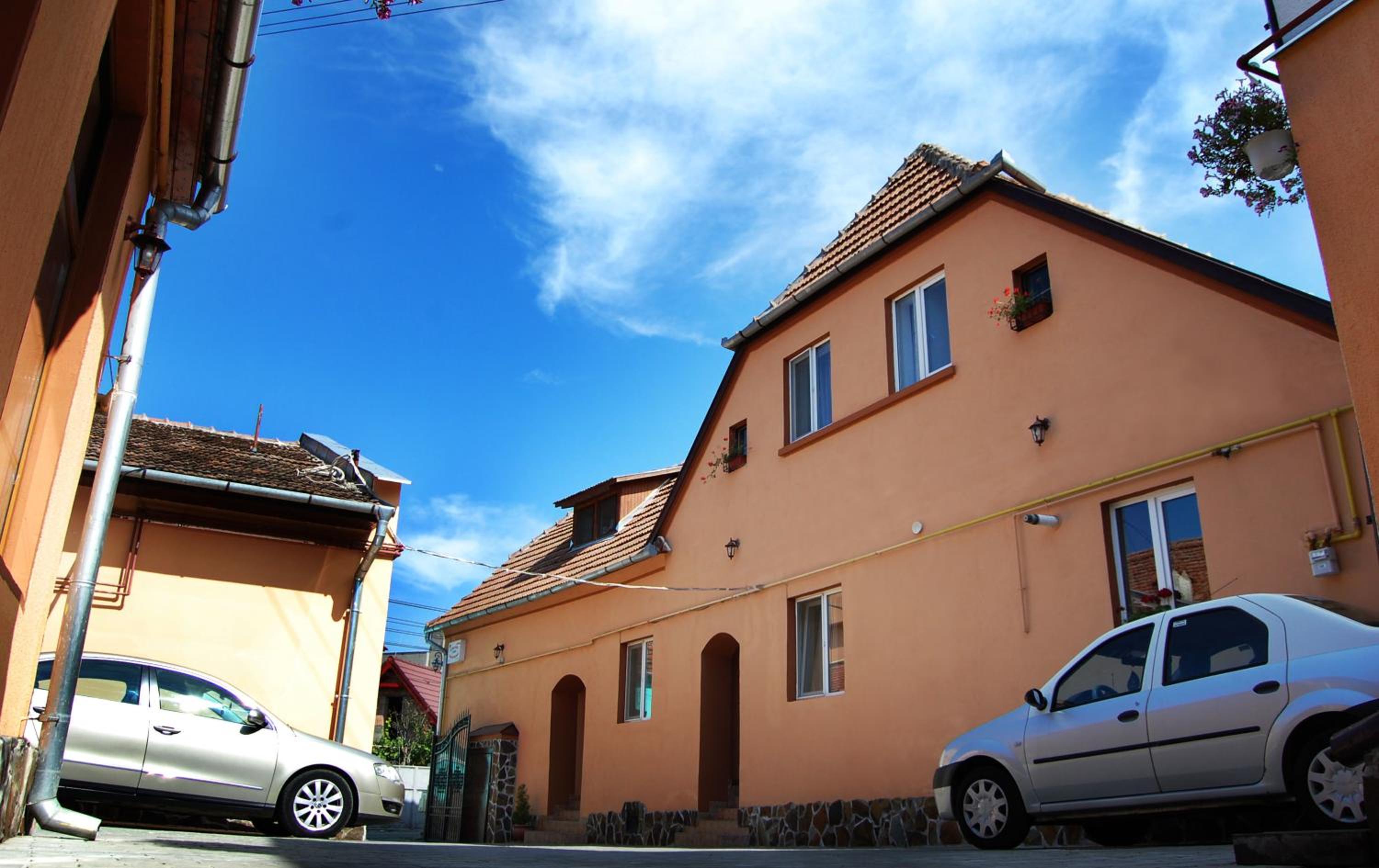 Photo 43