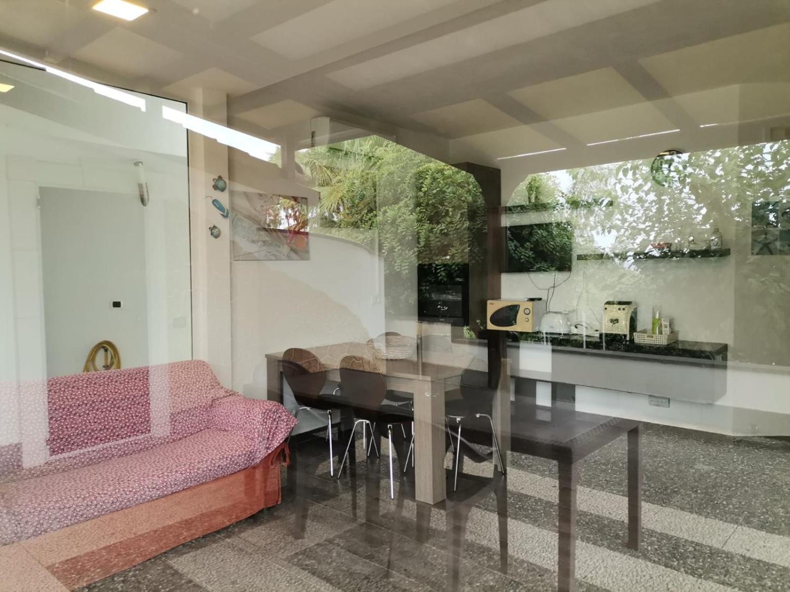 Villa Relax con giardino a Brucoli tra Siracusa e Catania