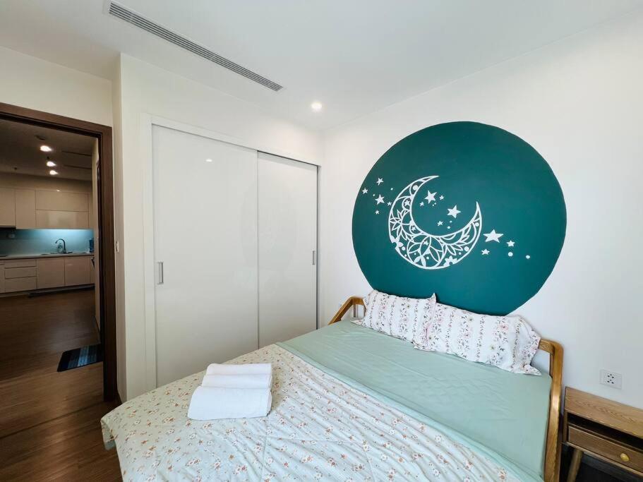 VNRooms - 2BR Vinhomes Skylake/ Tropical Style