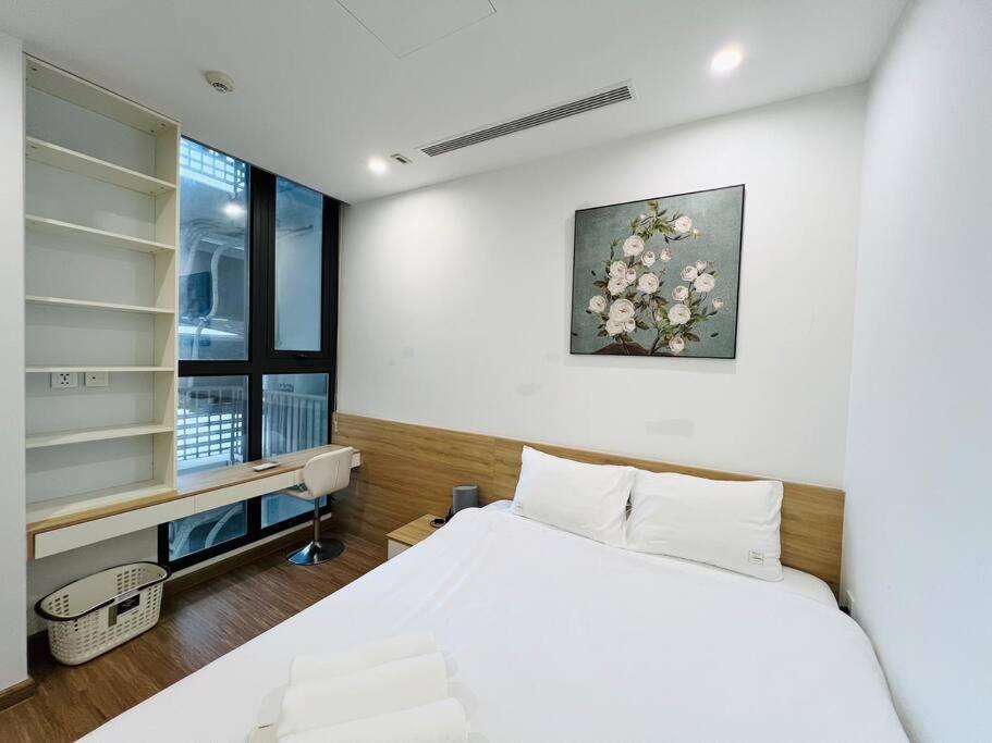 VNRooms - 2BR Vinhomes Skylake/ S3 Tower