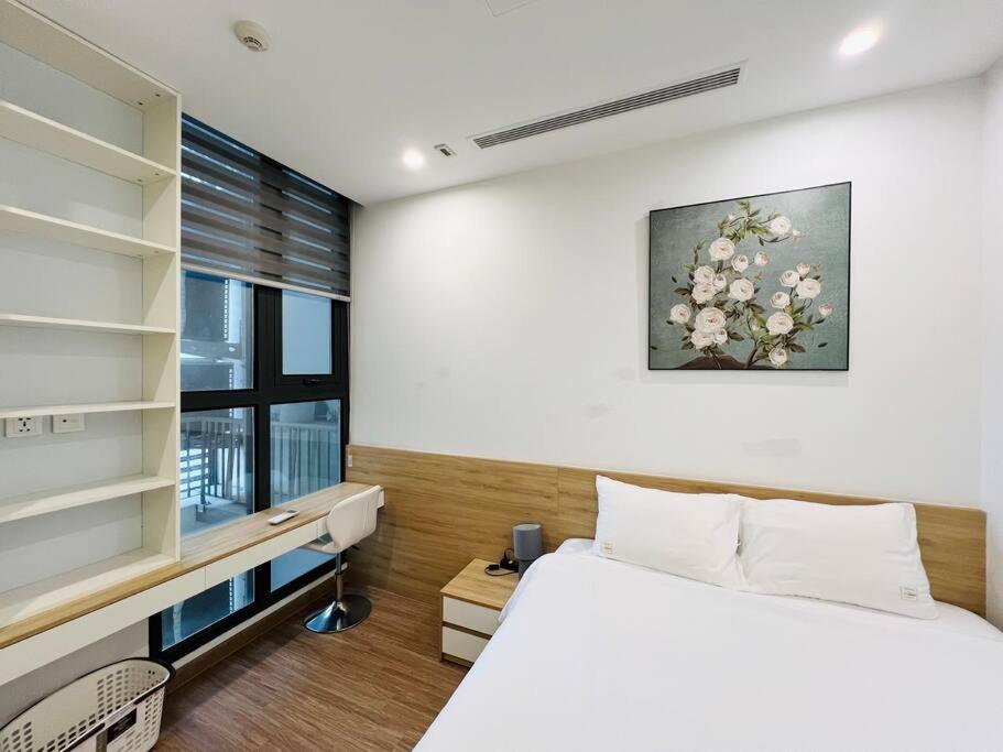 VNRooms - 2BR Vinhomes Skylake/ S3 Tower