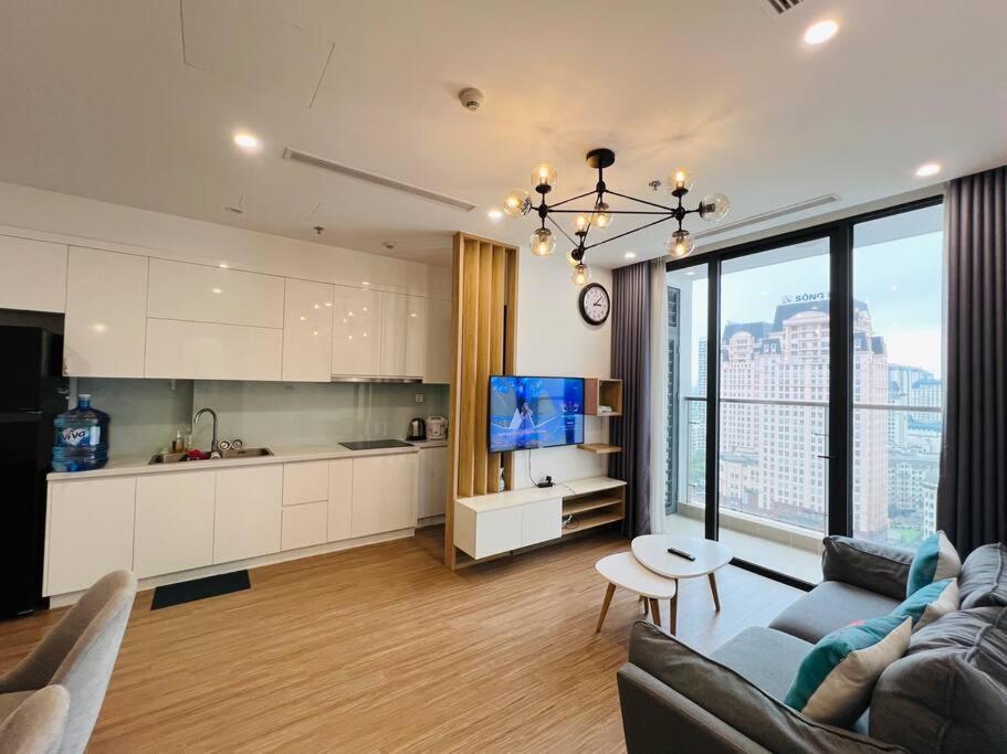 VNRooms - 2BR Vinhomes Skylake/ S3 Tower