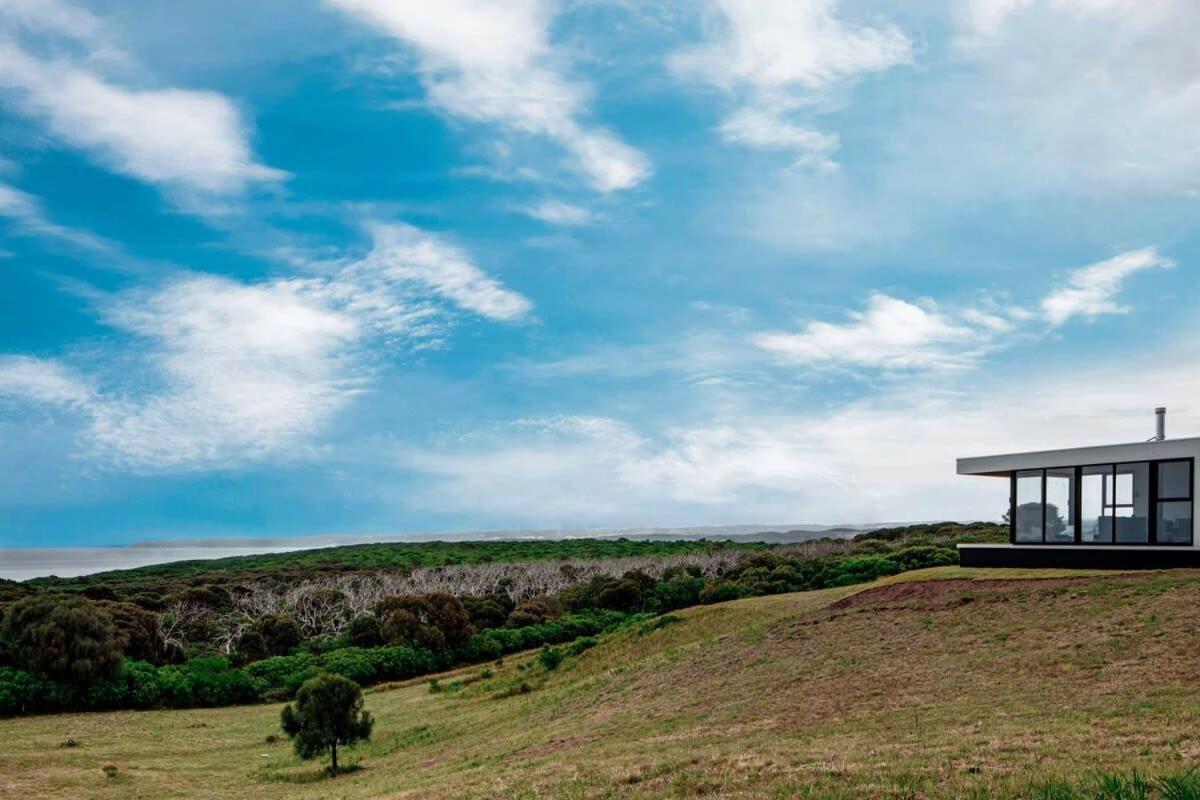 Sky Pod 1 - Luxury Off-Grid Eco Accommodation
