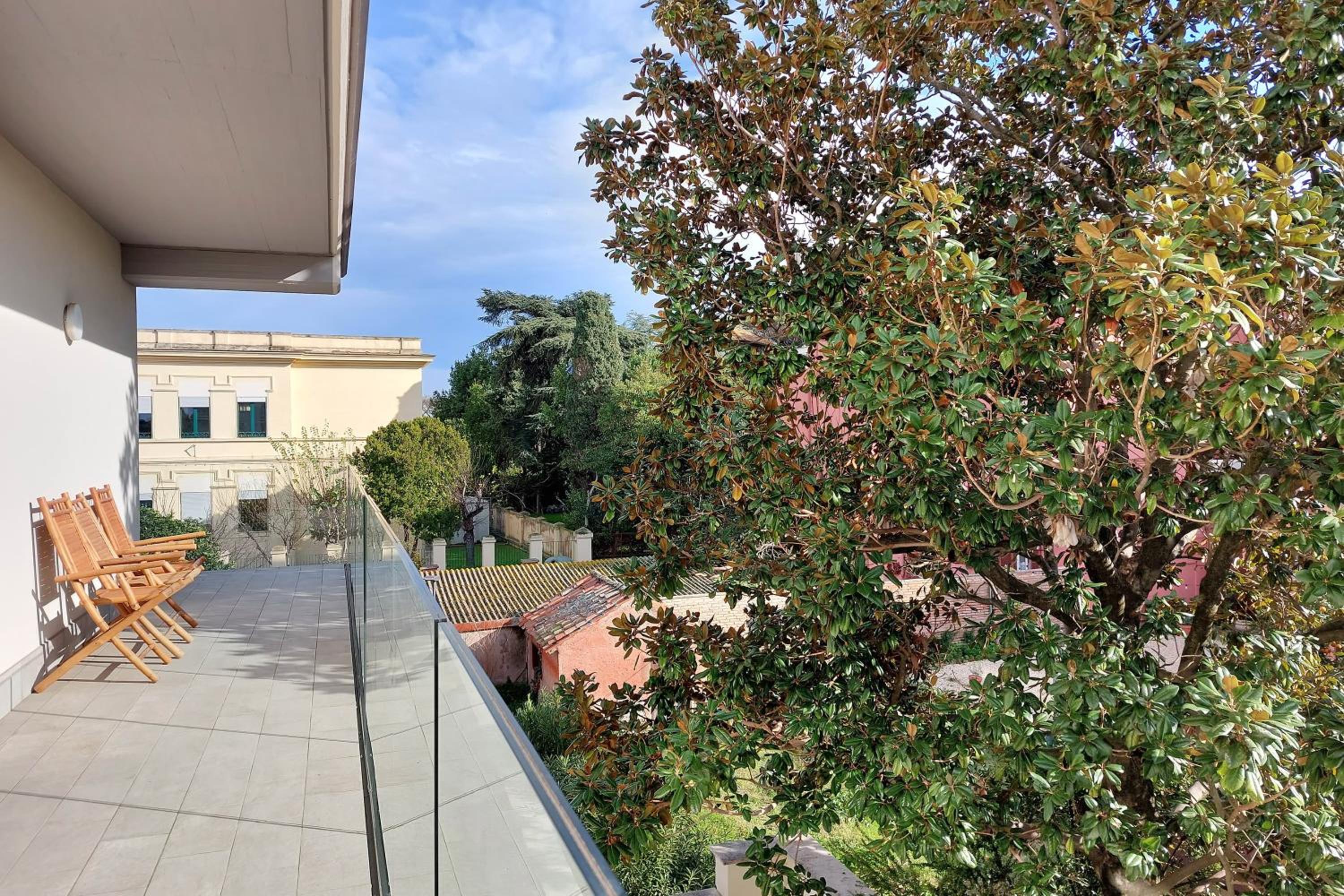 ORIENT CHARM - Luminoso con Vista su Ostia Antica view 4