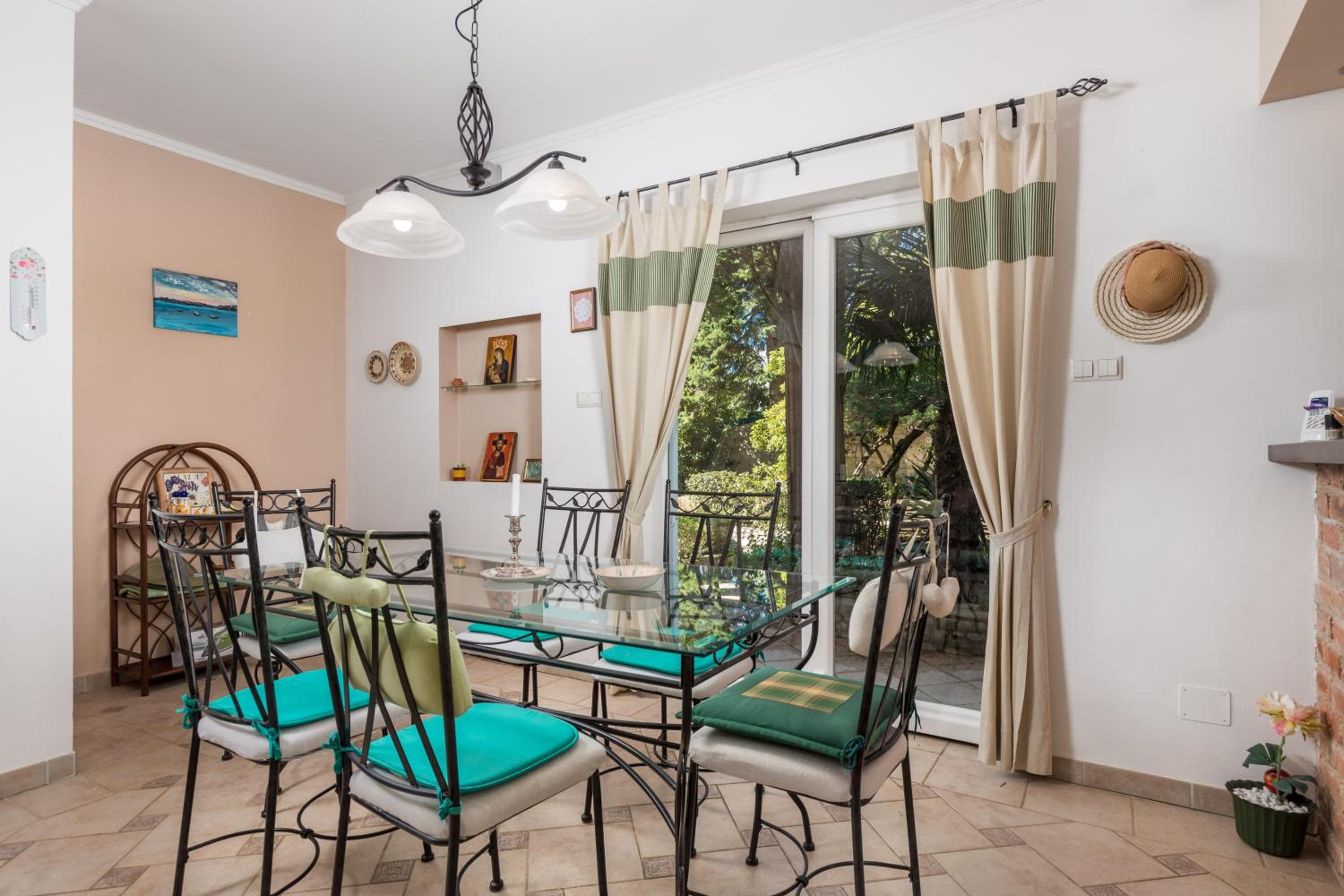 Villa Monticello Crikvenica, 200m from sea with rome garden view 4