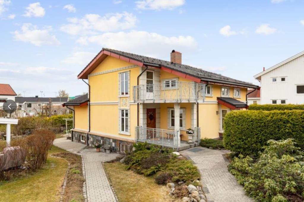 Large Villa Perfect for World Cup Trondheim 2025 view 2