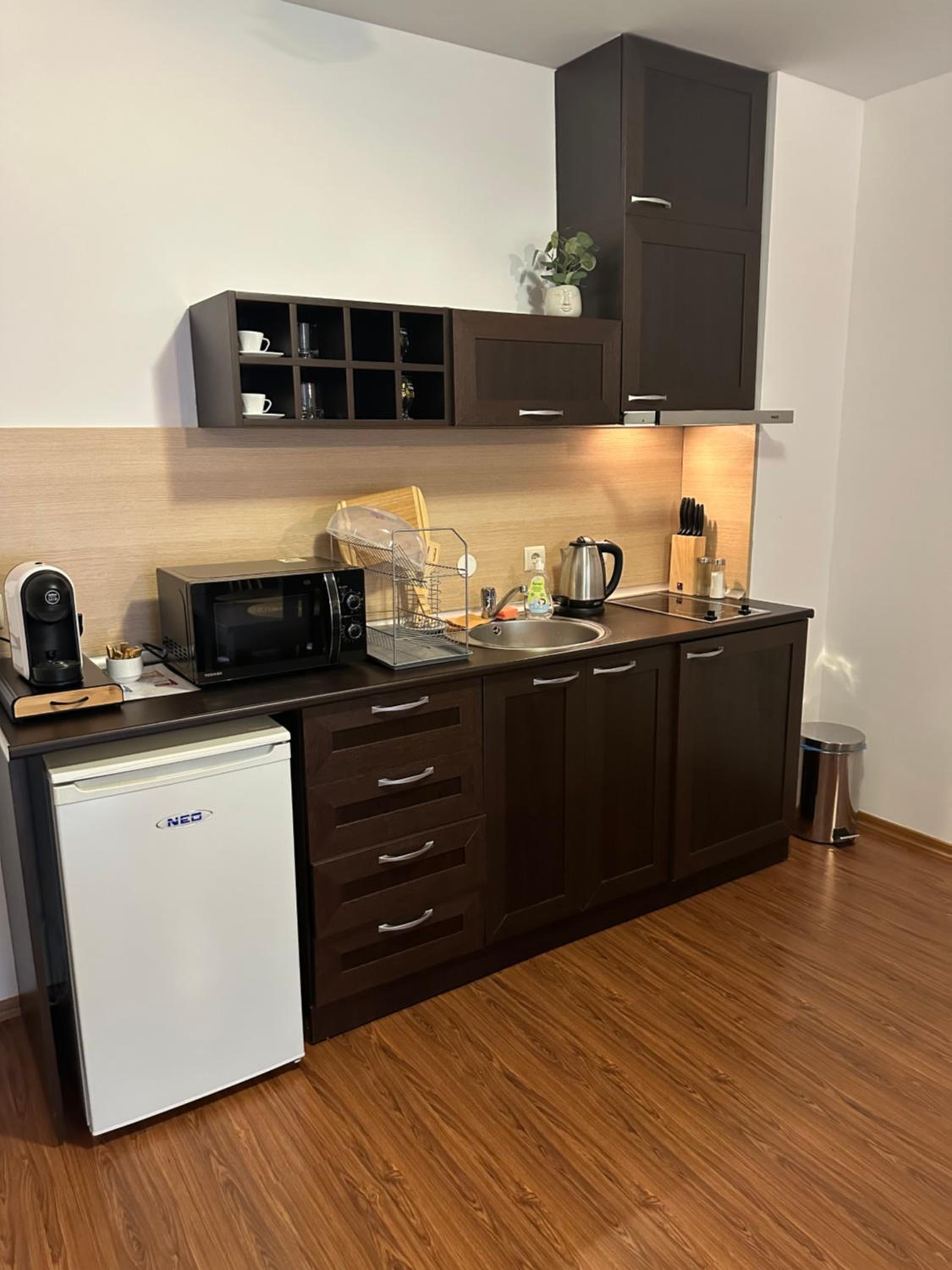MonarX Suites