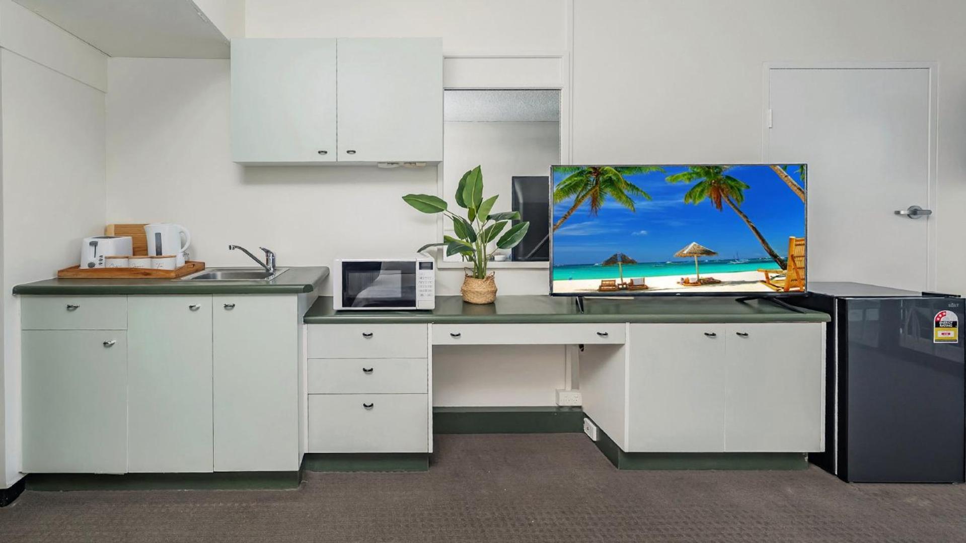 Studio 211 - Seaside Serenity Your Perfect Retreat