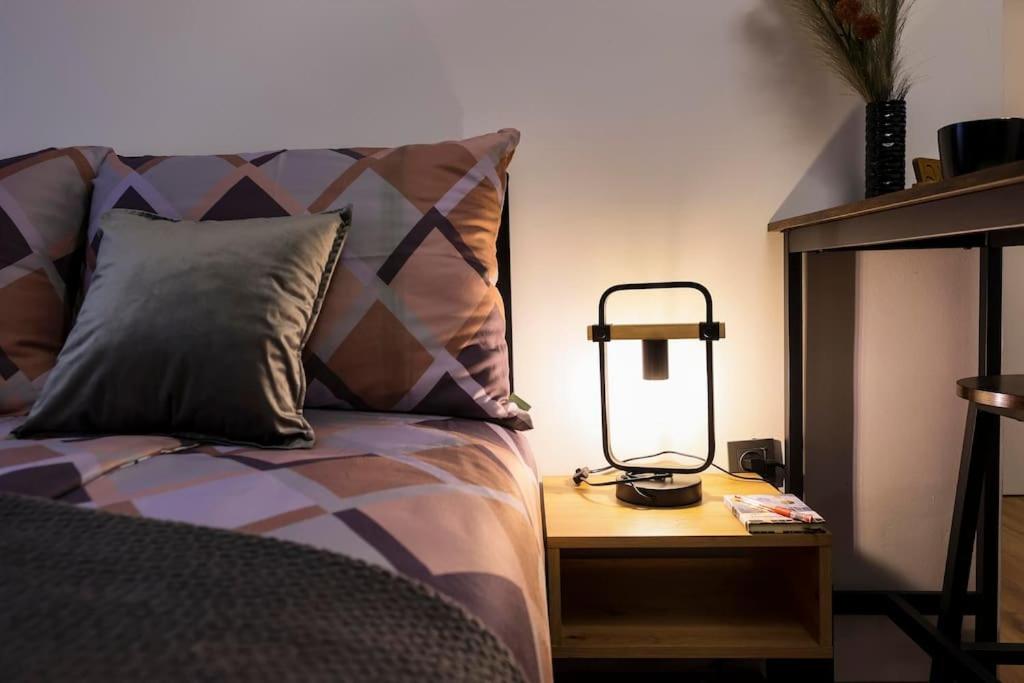 Blackwood Haven: Modern Escape photo 4