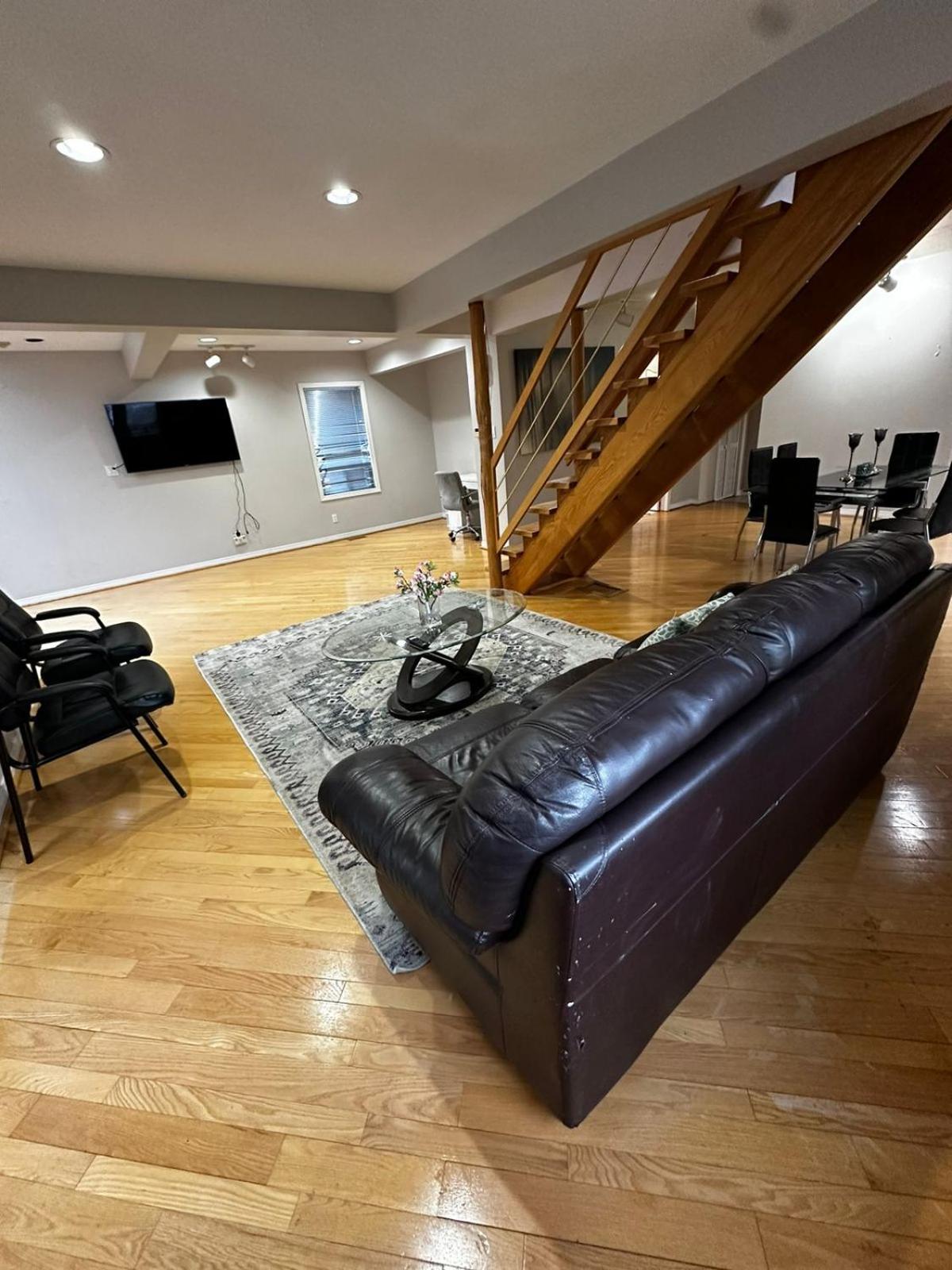 Presidential Suite at Woodstock Villa for 3-5 Members P4c