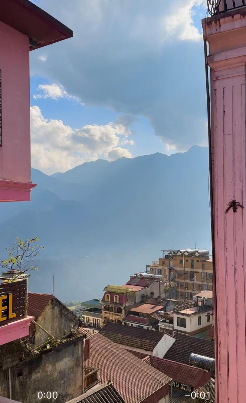 Minh Quân Hostel view 3