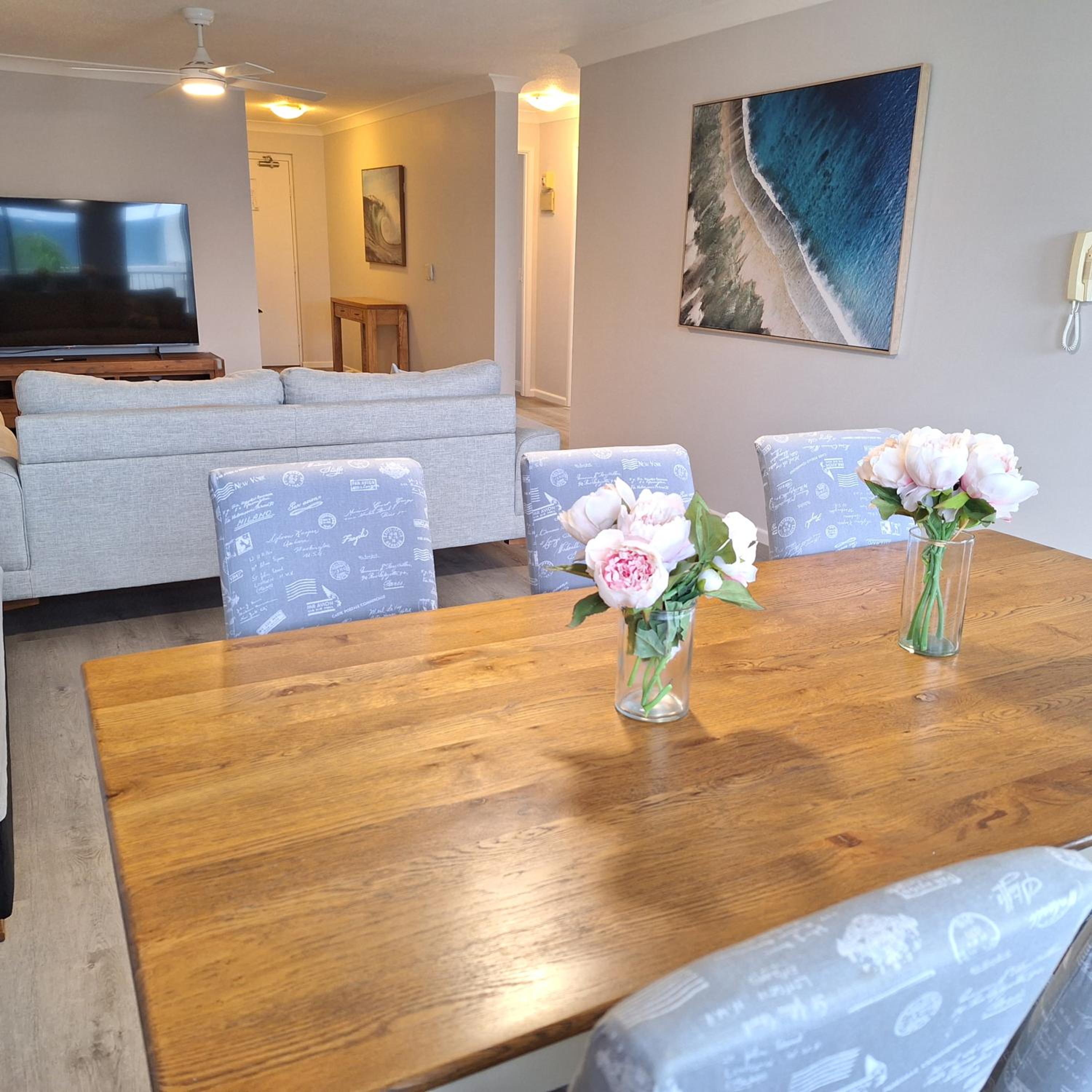 Kings Beachside Escape spacious apartment centrally located
