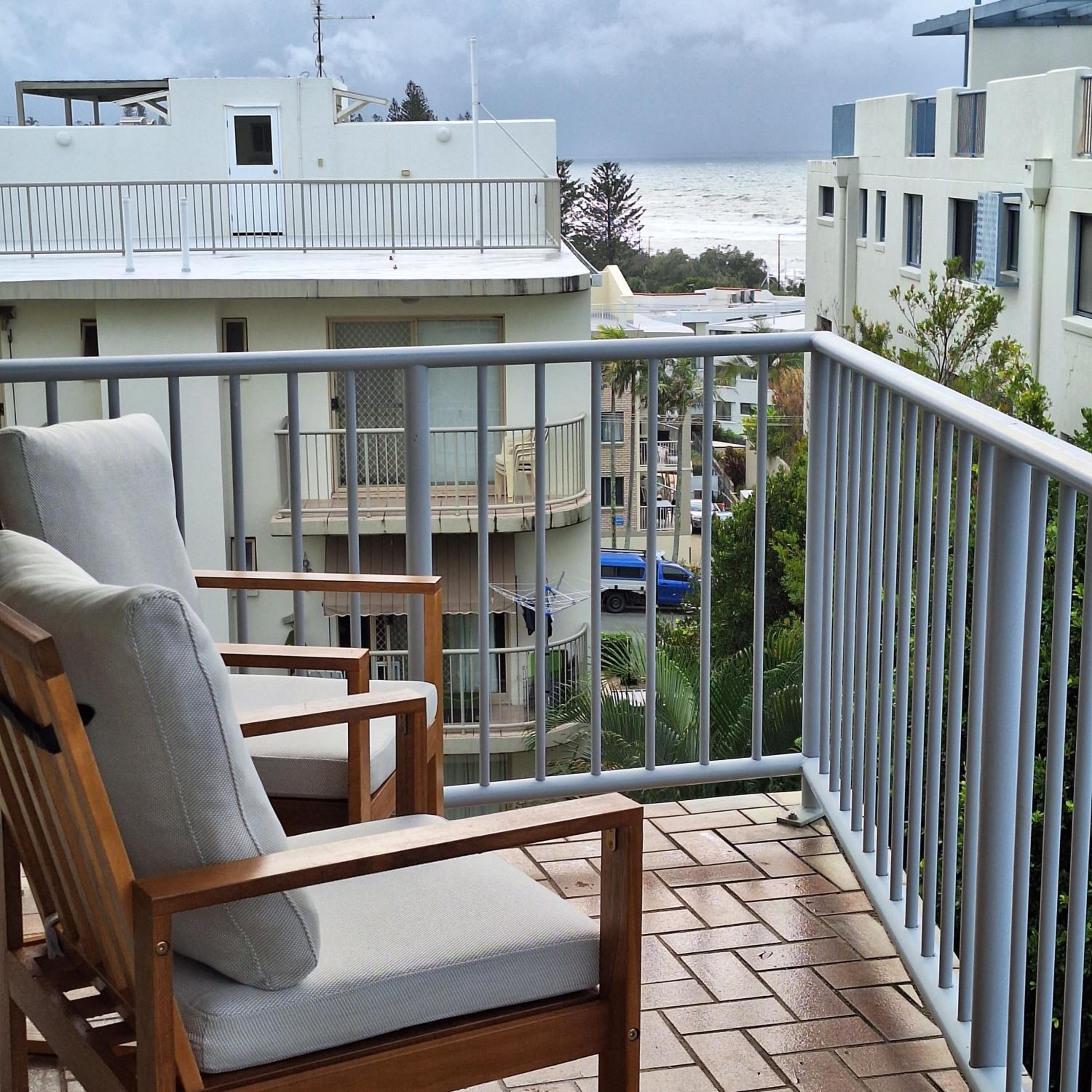 Kings Beachside Escape spacious apartment centrally located