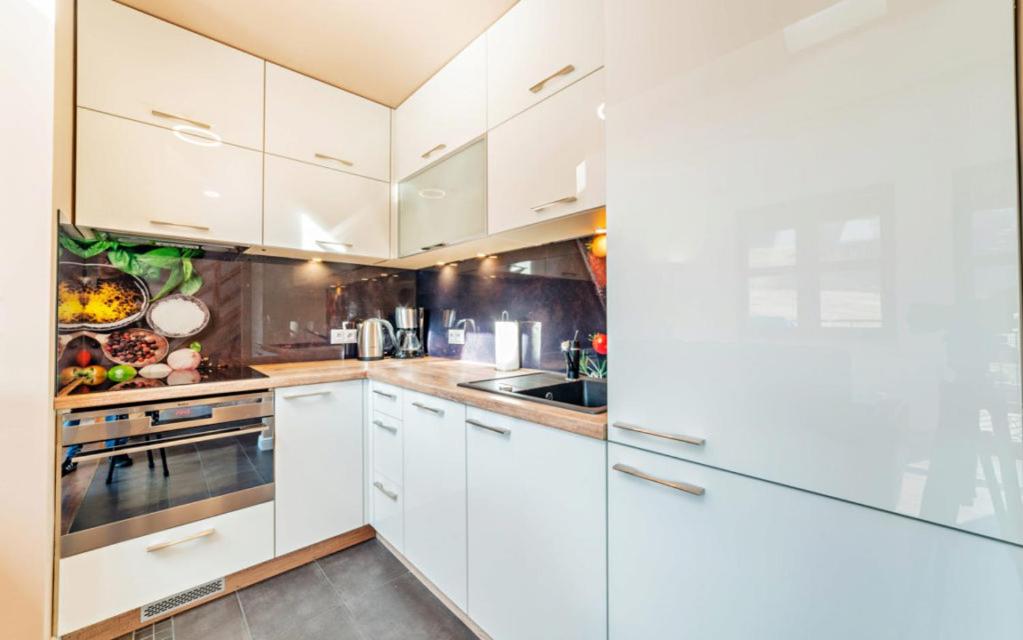 Wonder Home Residence - Apartamenty z balkonami i ogródkami, blisko stoku narciarskiego Karpatka i szlaków turystycznych