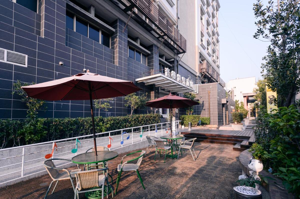 outdoor BBQ area