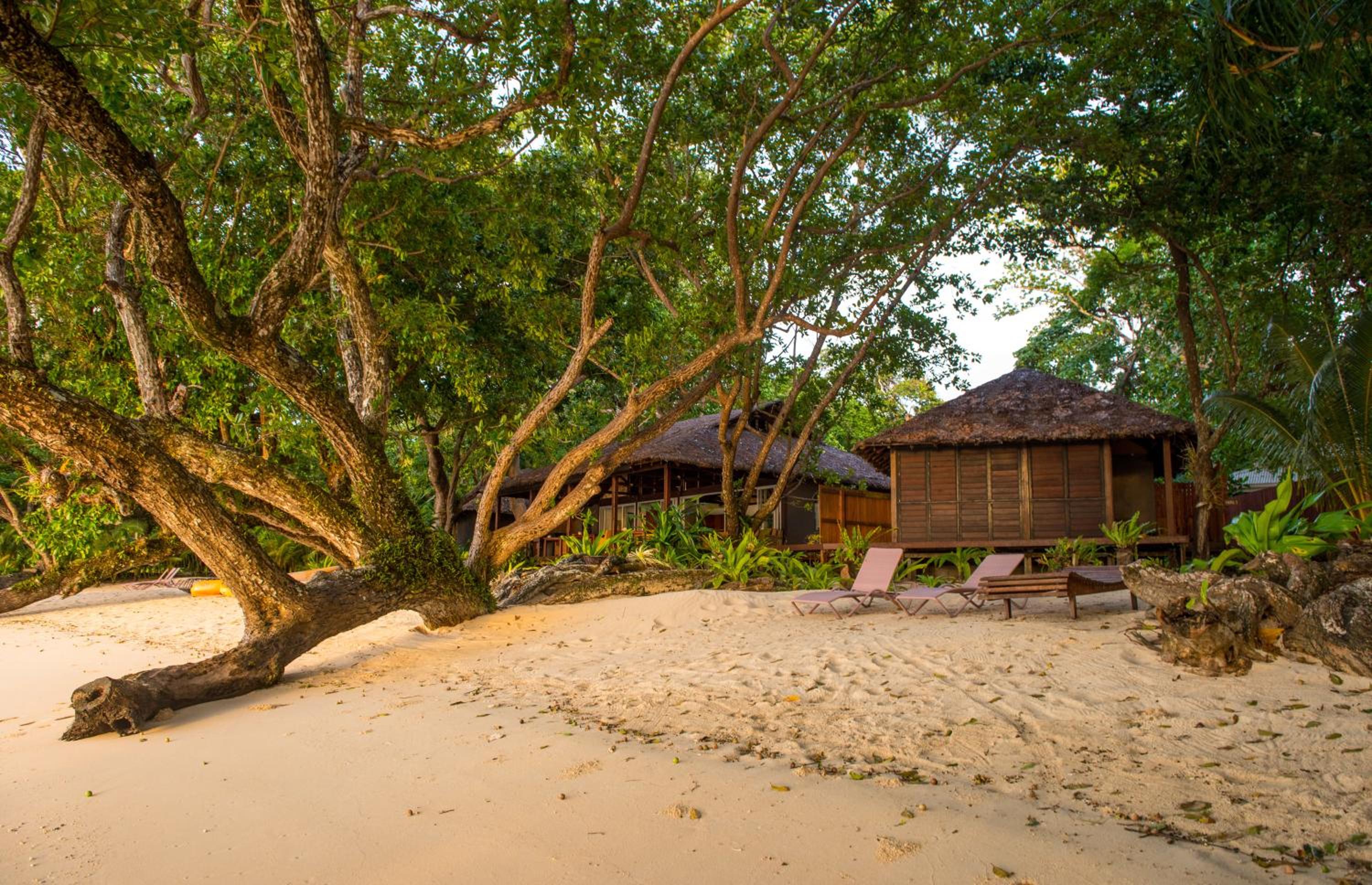 Barrier Beach Resort