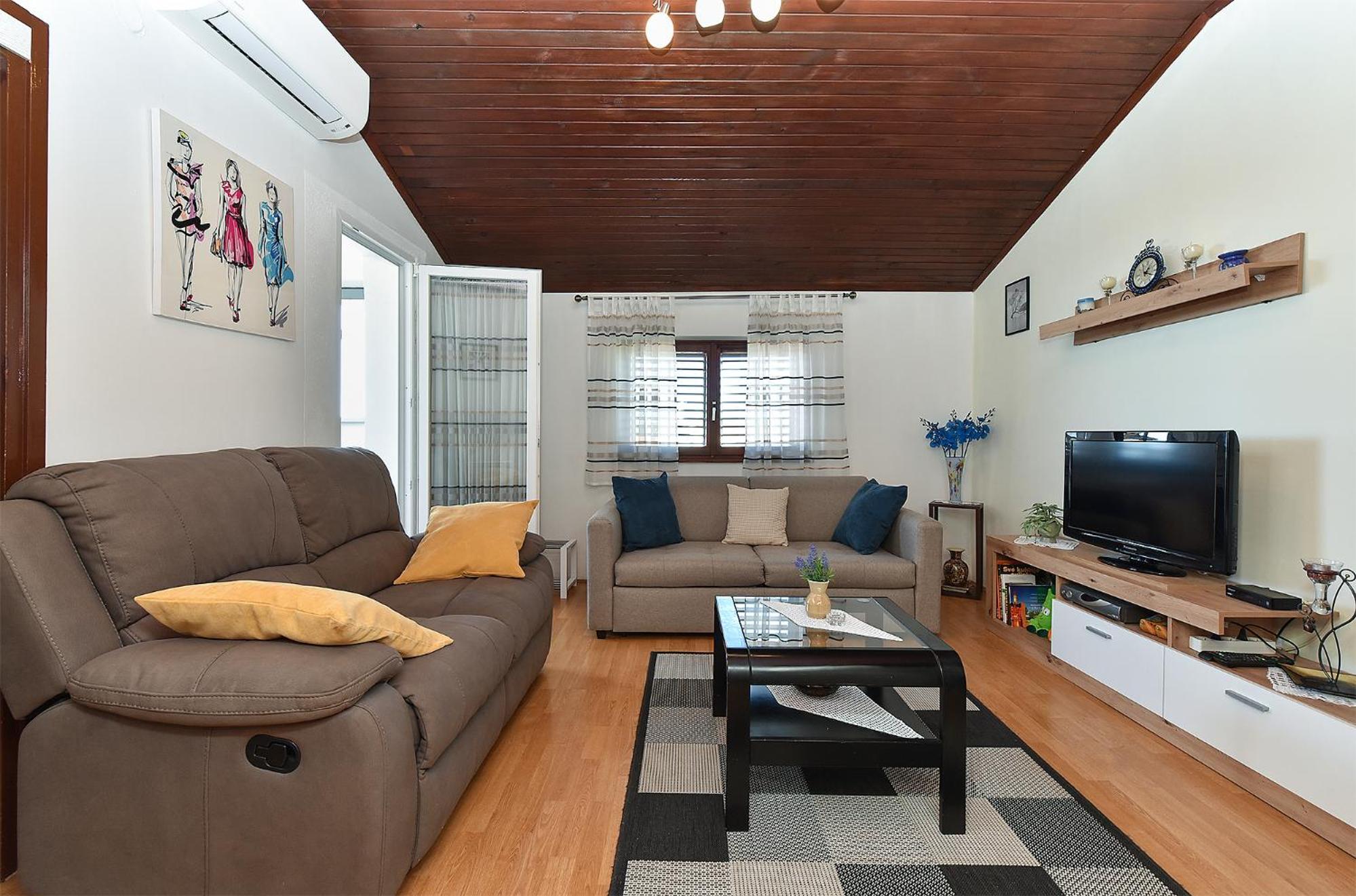 Apartment Marija 2316 view 3