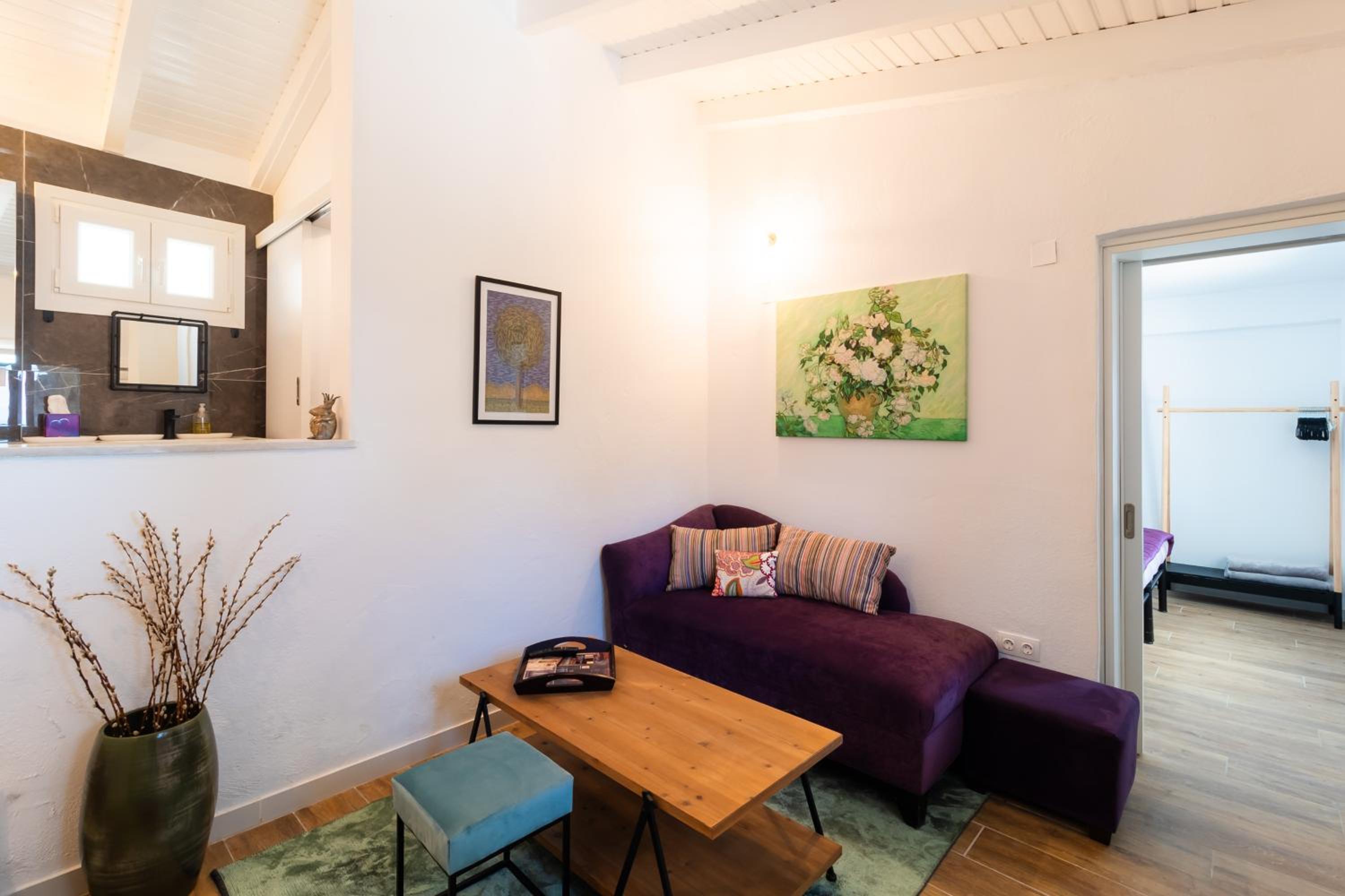 Villa Luminosa by Corfuescapes