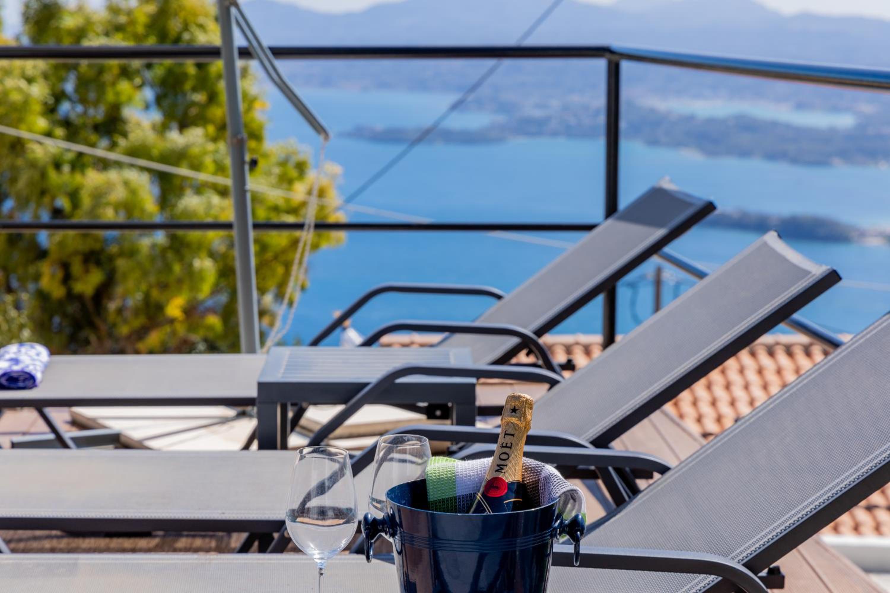 Villa Luminosa by Corfuescapes