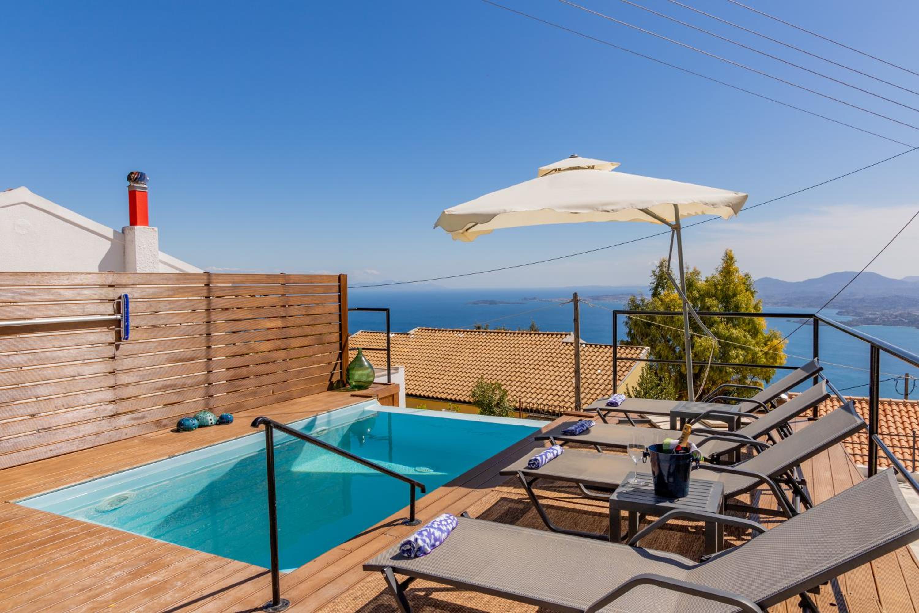 Villa Luminosa by Corfuescapes