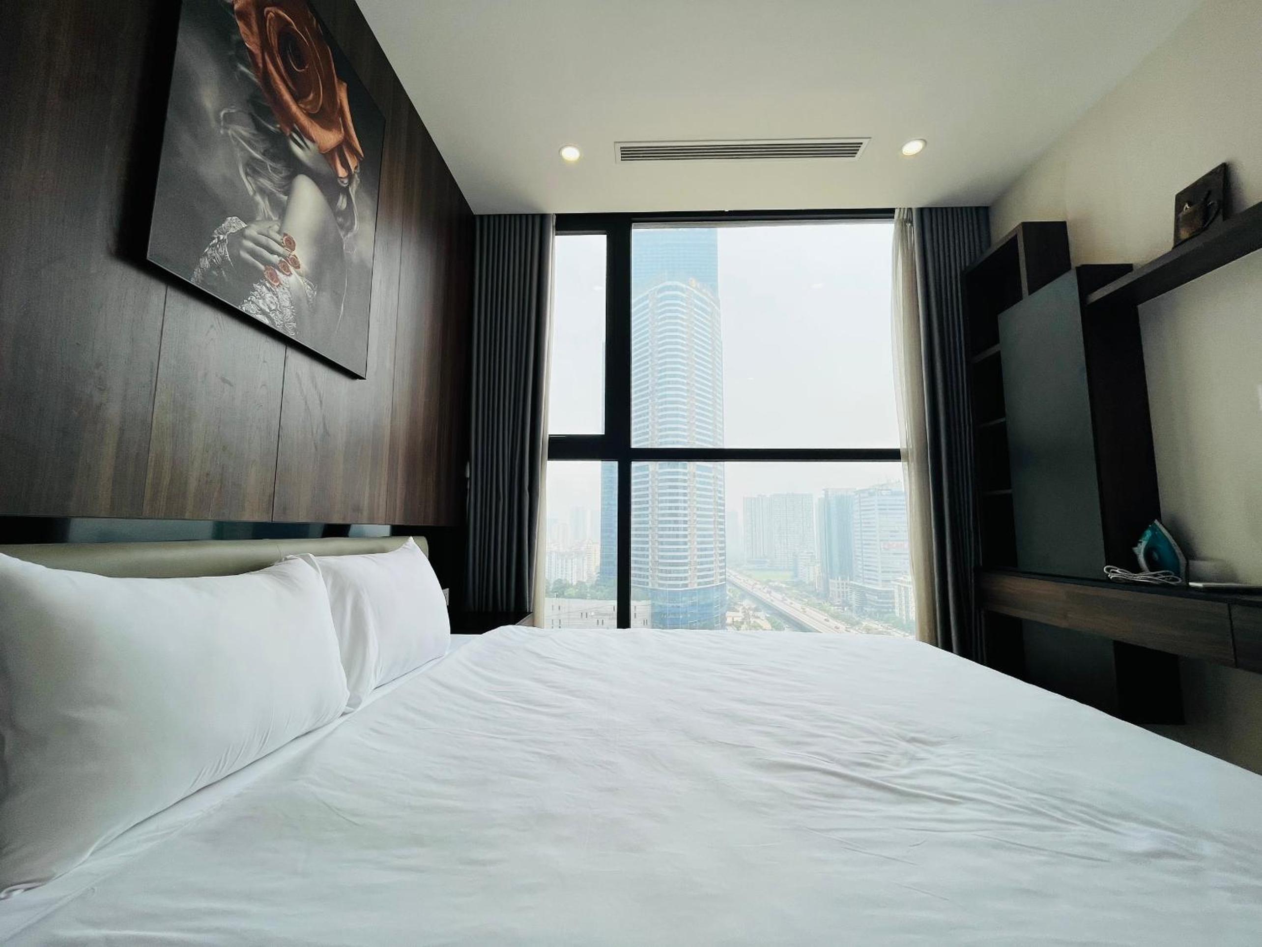 Vinhomes Sky Lake - Feria Homes