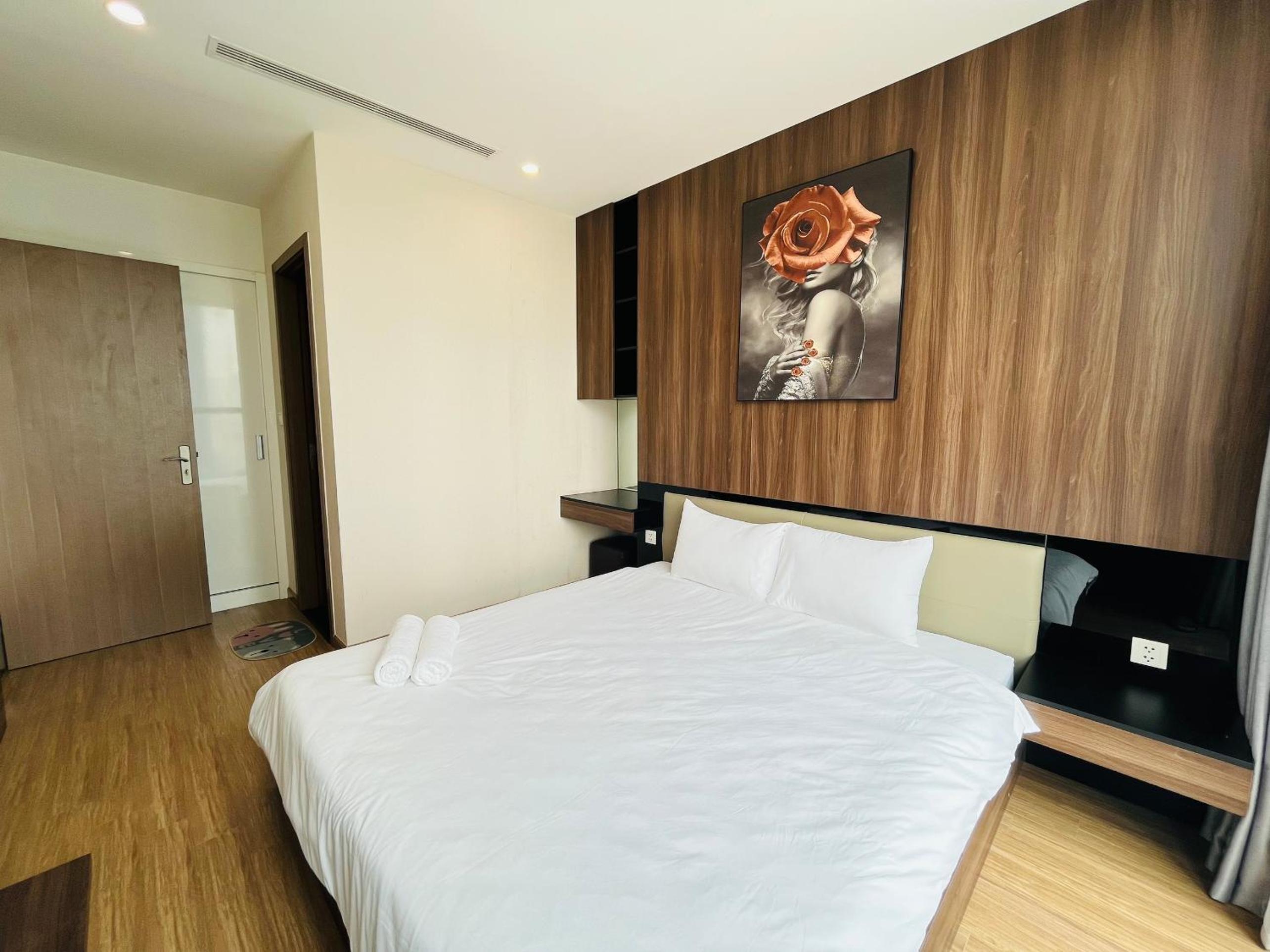 Vinhomes Sky Lake - Feria Homes
