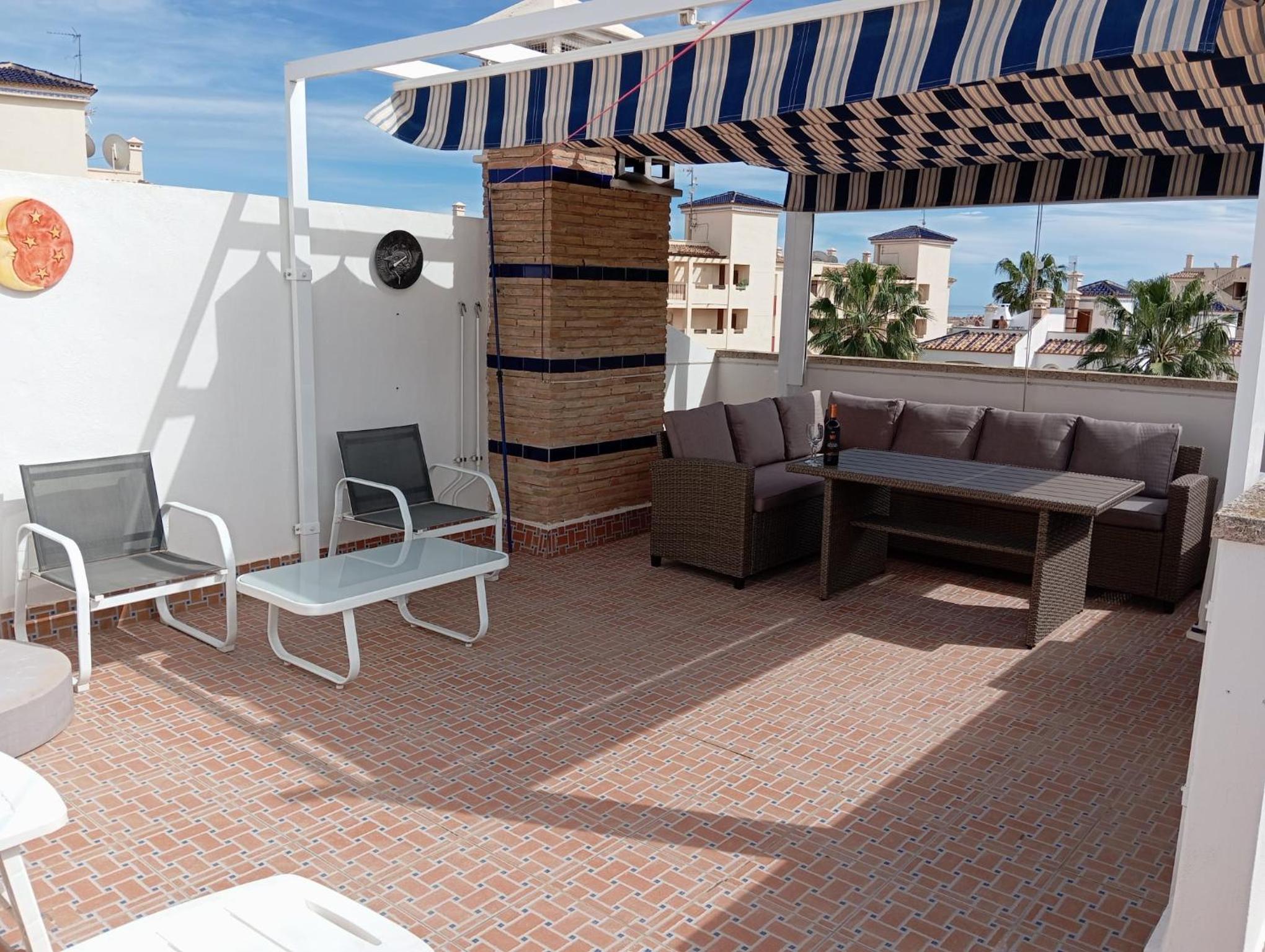 Pool View Apartment at Jumilla III