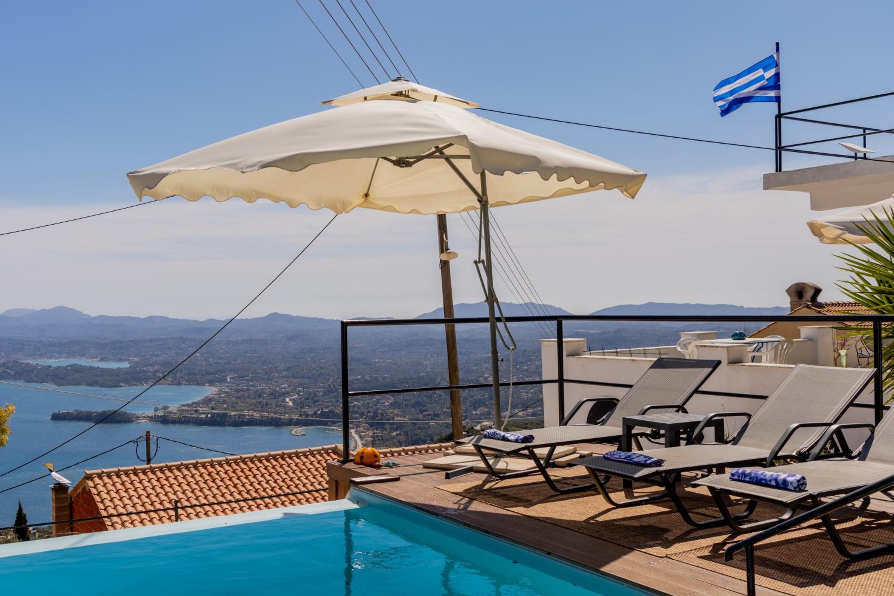 Villa Luminosa by Corfuescapes