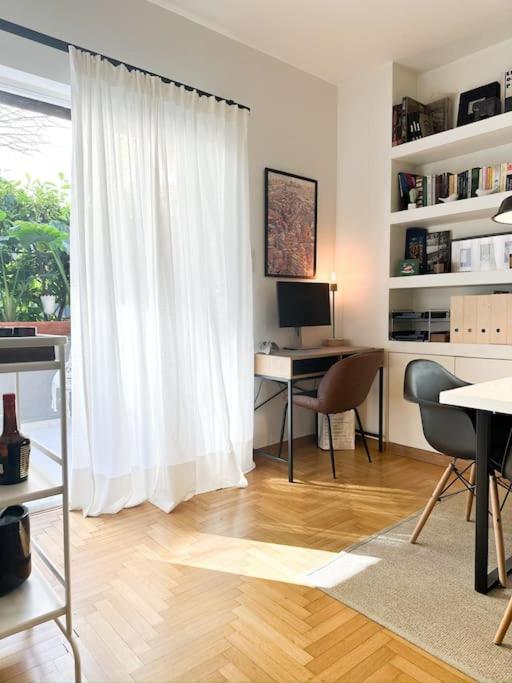 Athenian Coastal Urban Living