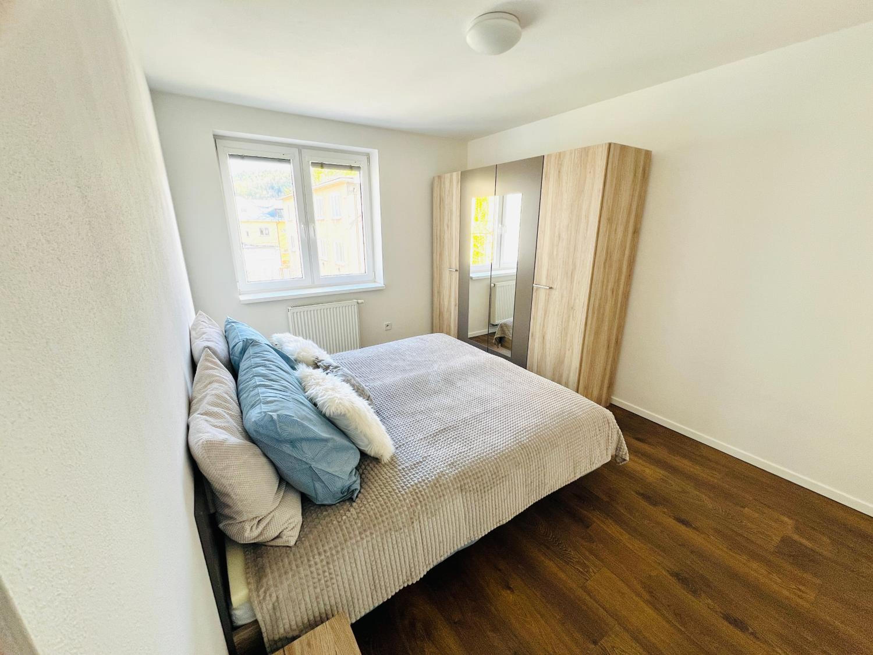 H5 apartman 2 bedrooms with balcony and free parking view 4