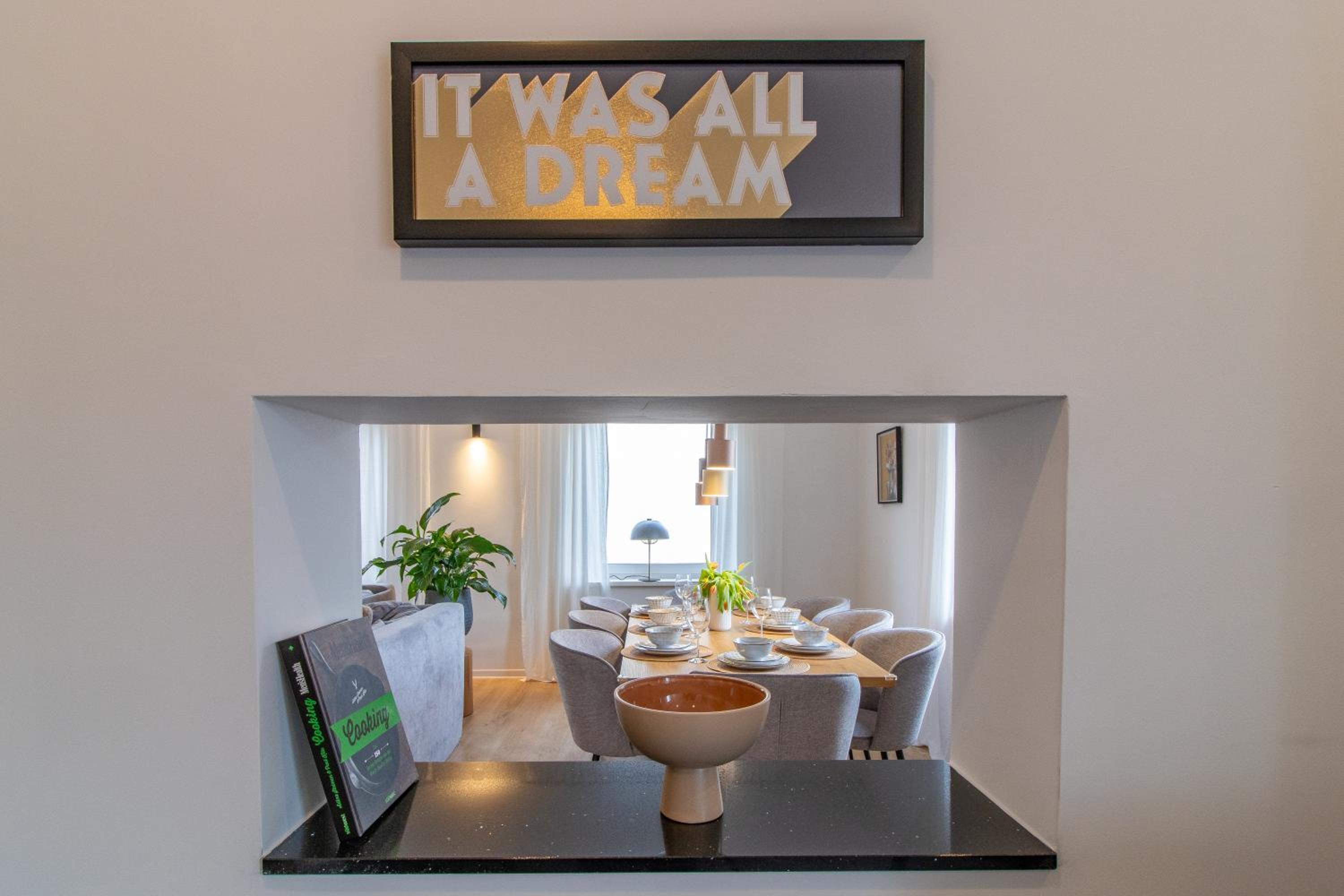 Stilvolles City-Apartment I WLAN l Küche I Zentral I 8P