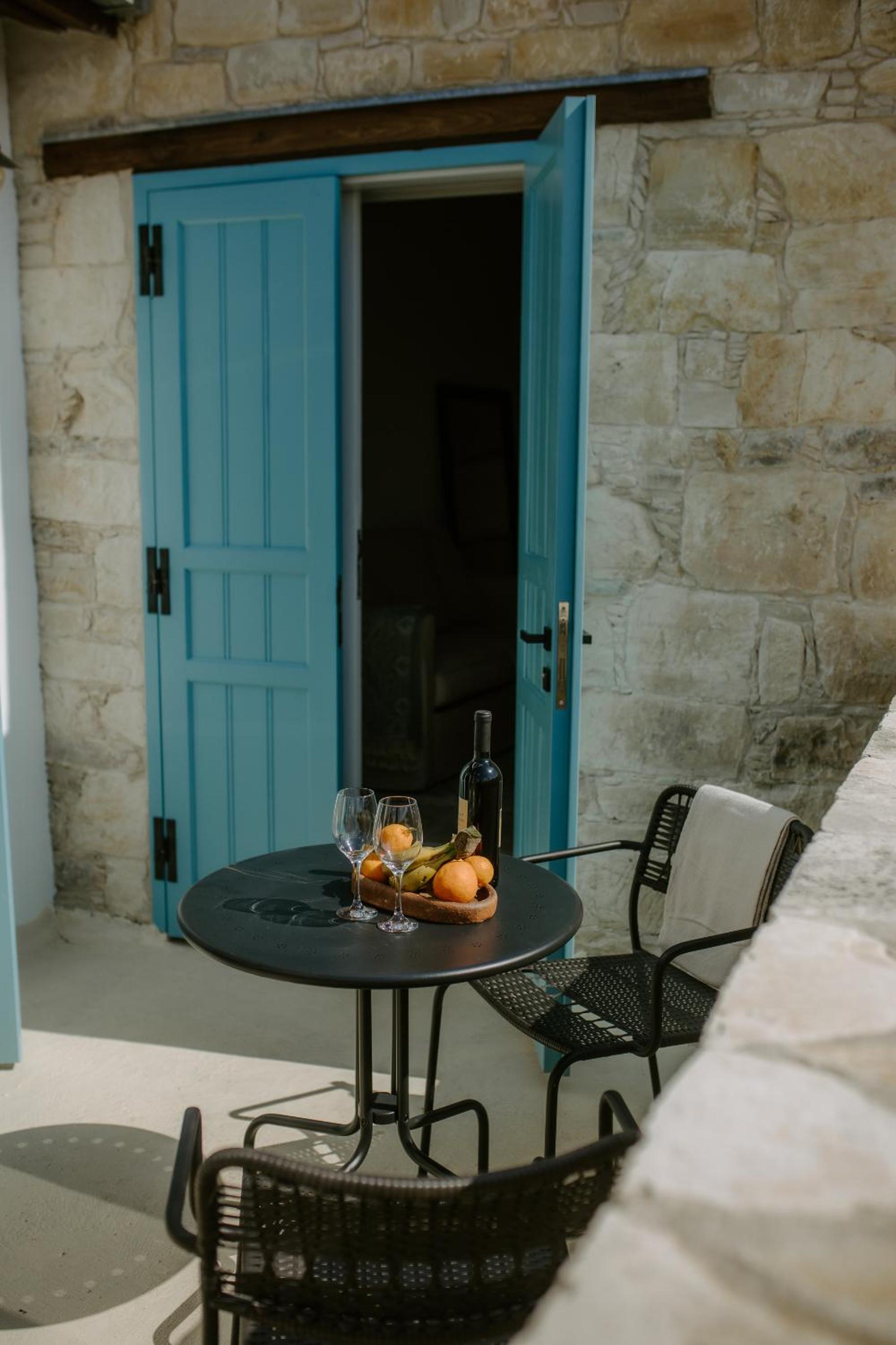 Smaragda's Guest Rooms