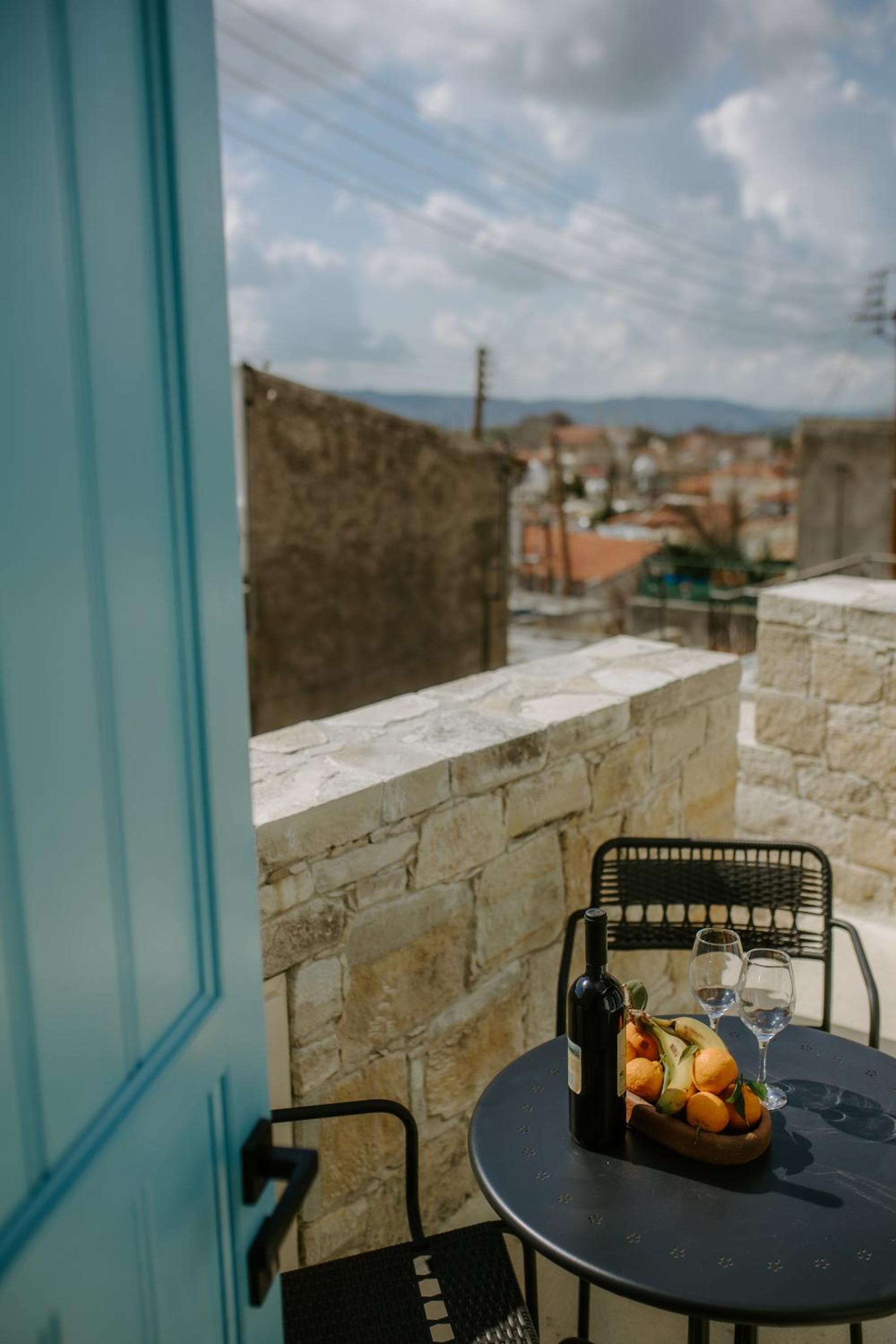 Smaragda's Guest Rooms