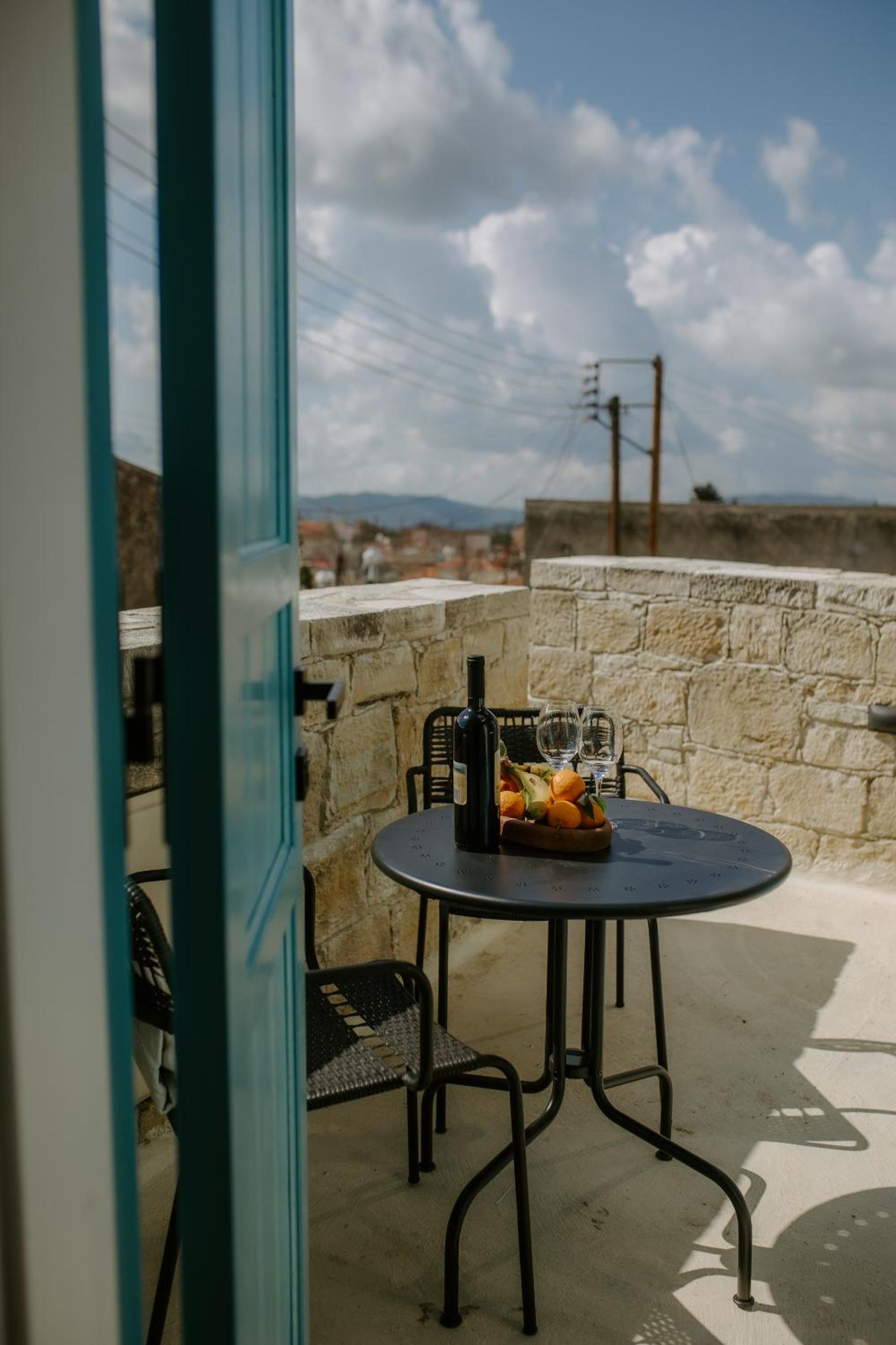 Smaragda's Guest Rooms