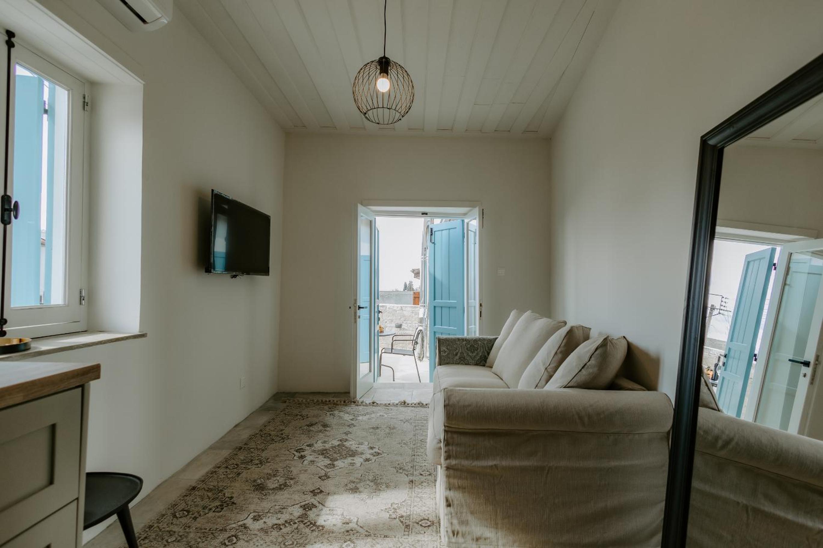 Smaragda's Guest Rooms