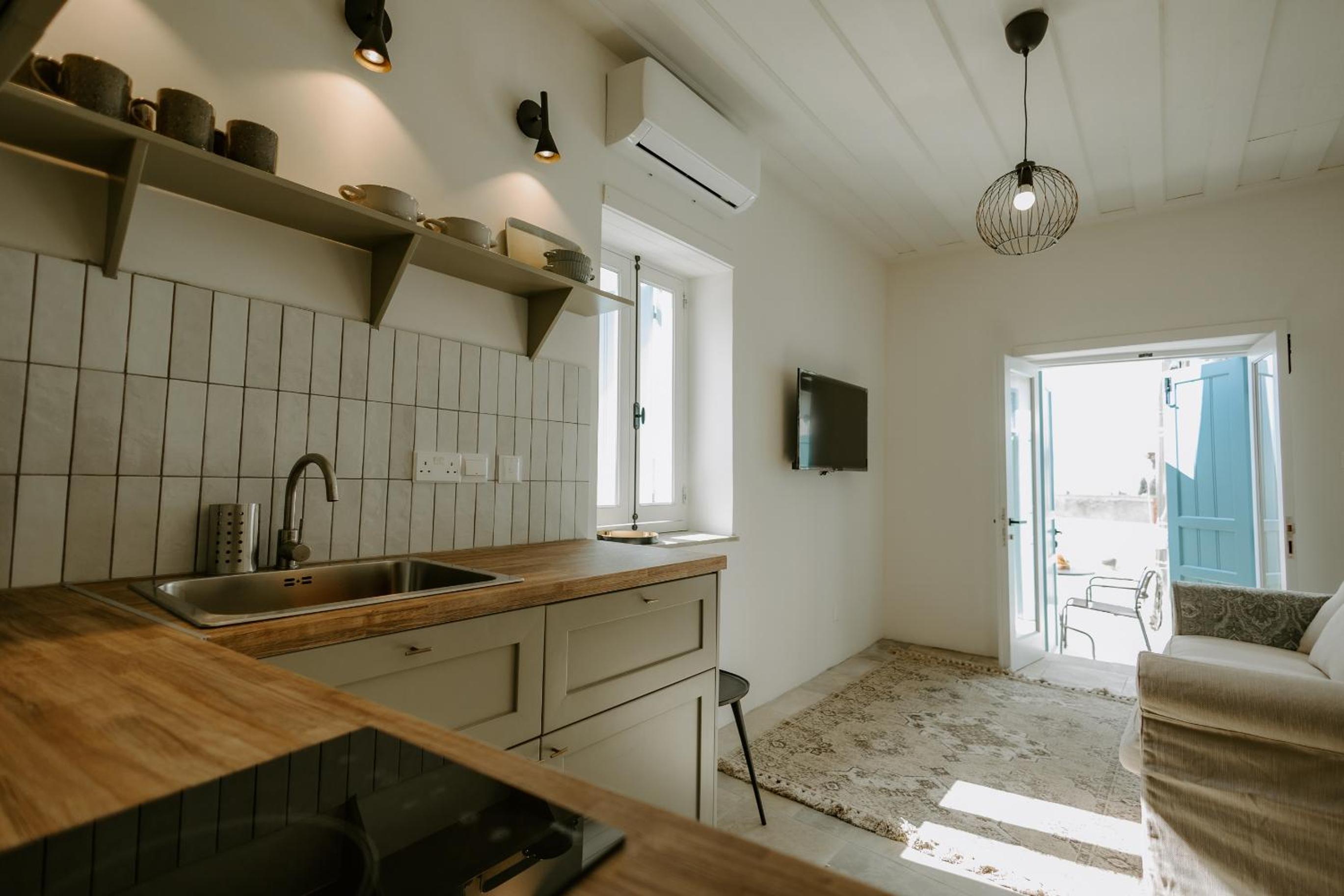 Smaragda's Guest Rooms