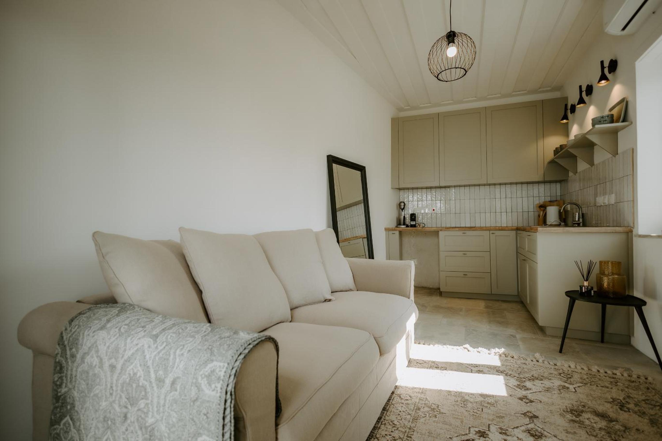 Smaragda's Guest Rooms