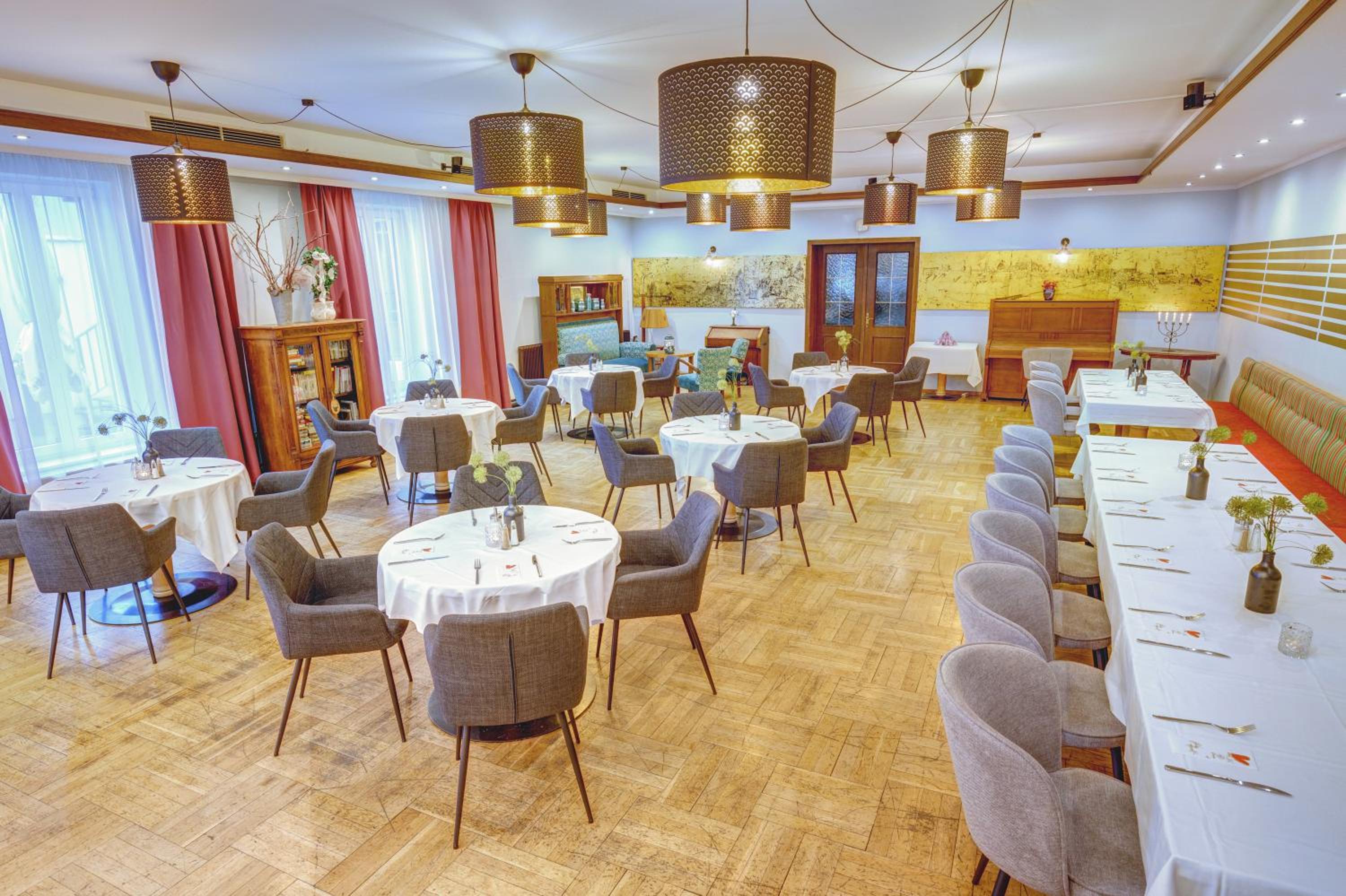 Landgasthof Schmid - Unterkunft & Restaurant