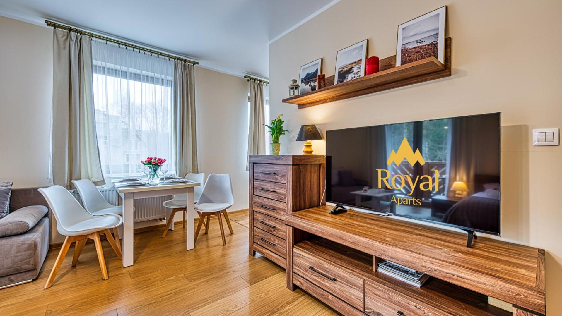 ROYAL APARTS Apartament Górski Bawaria III