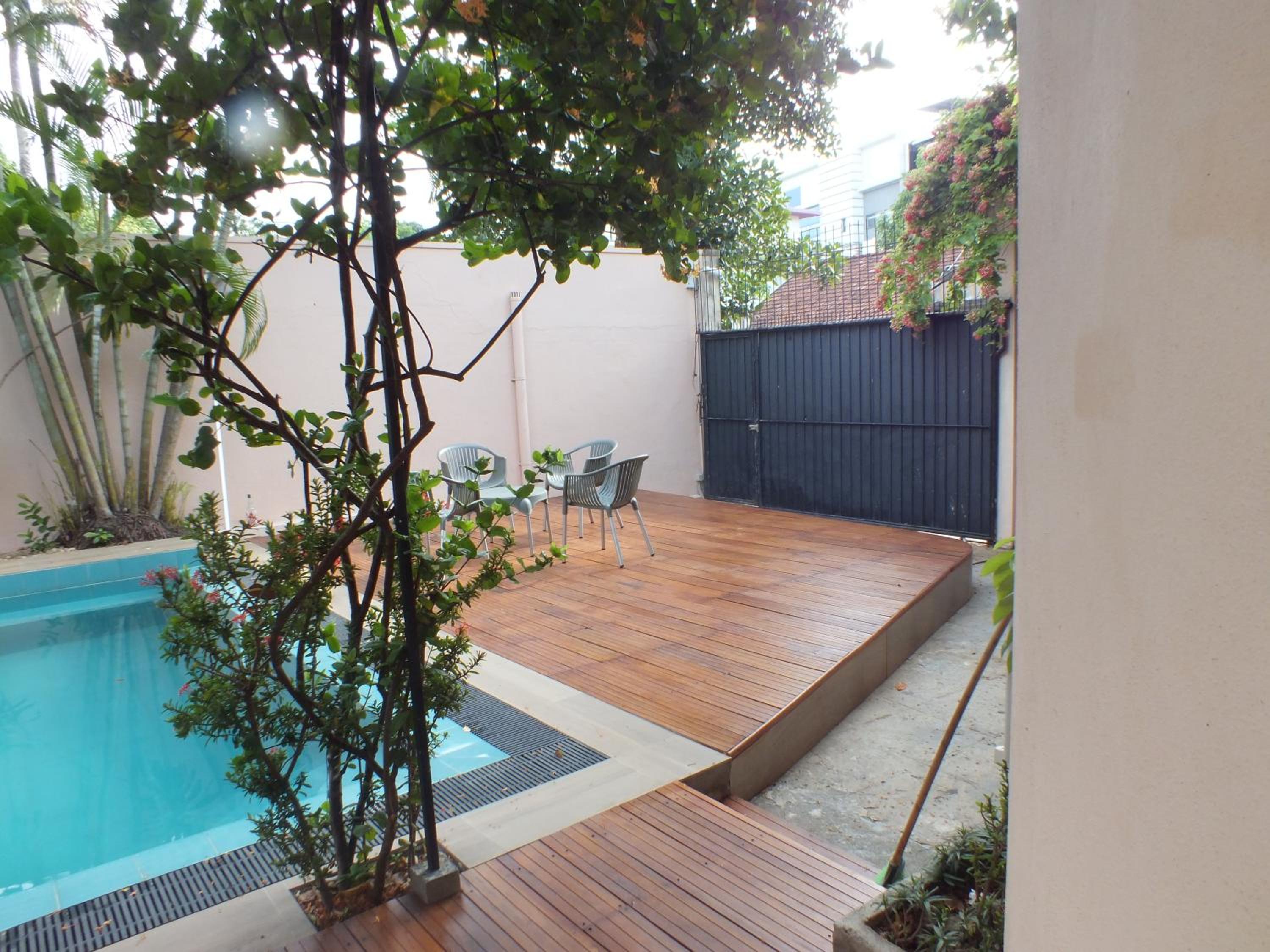 A tropical paradise; stunning house, pool, garden view 3