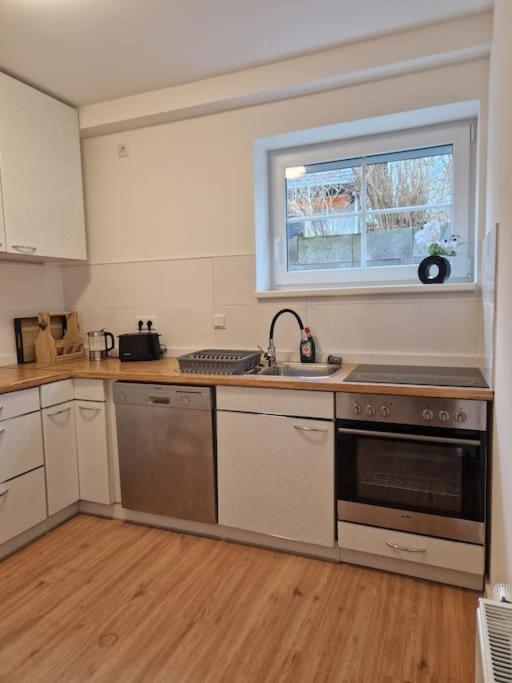 -NEUE- Ferienwohnung - Monteurwohnung in Lippe