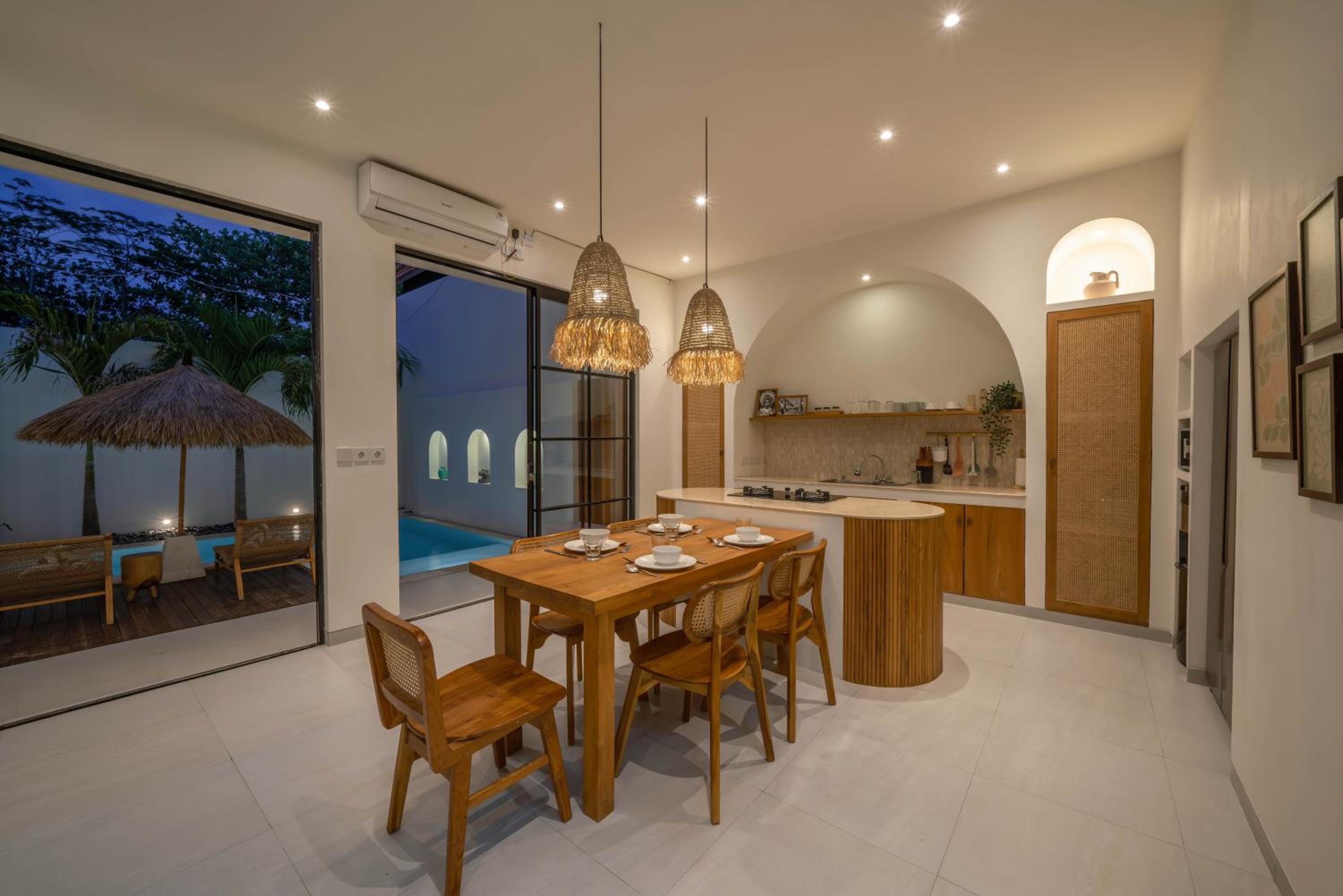 Villa Yuri - Stylish and Tropical Oasis 2BR Villa in Canggu view 4