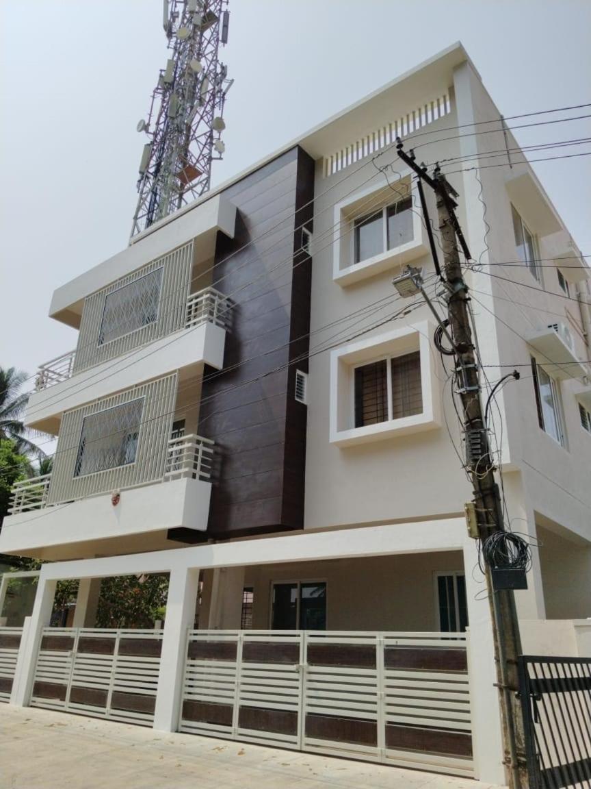 ORCHID ELITE BRINDAVAN view 2