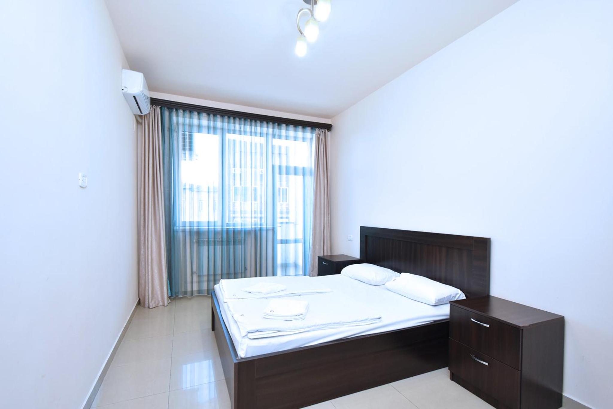 Modern 2 Bedrooms Apartment In The Heart Of Yerevan, Aram Street