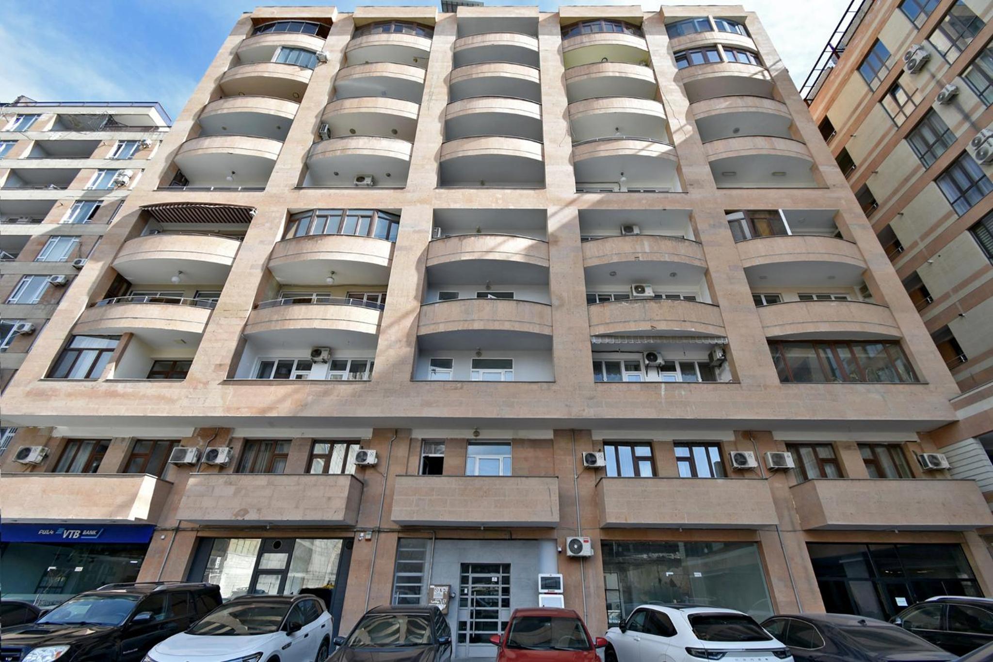 Modern 2 Bedrooms Apartment In The Heart Of Yerevan, Aram Street