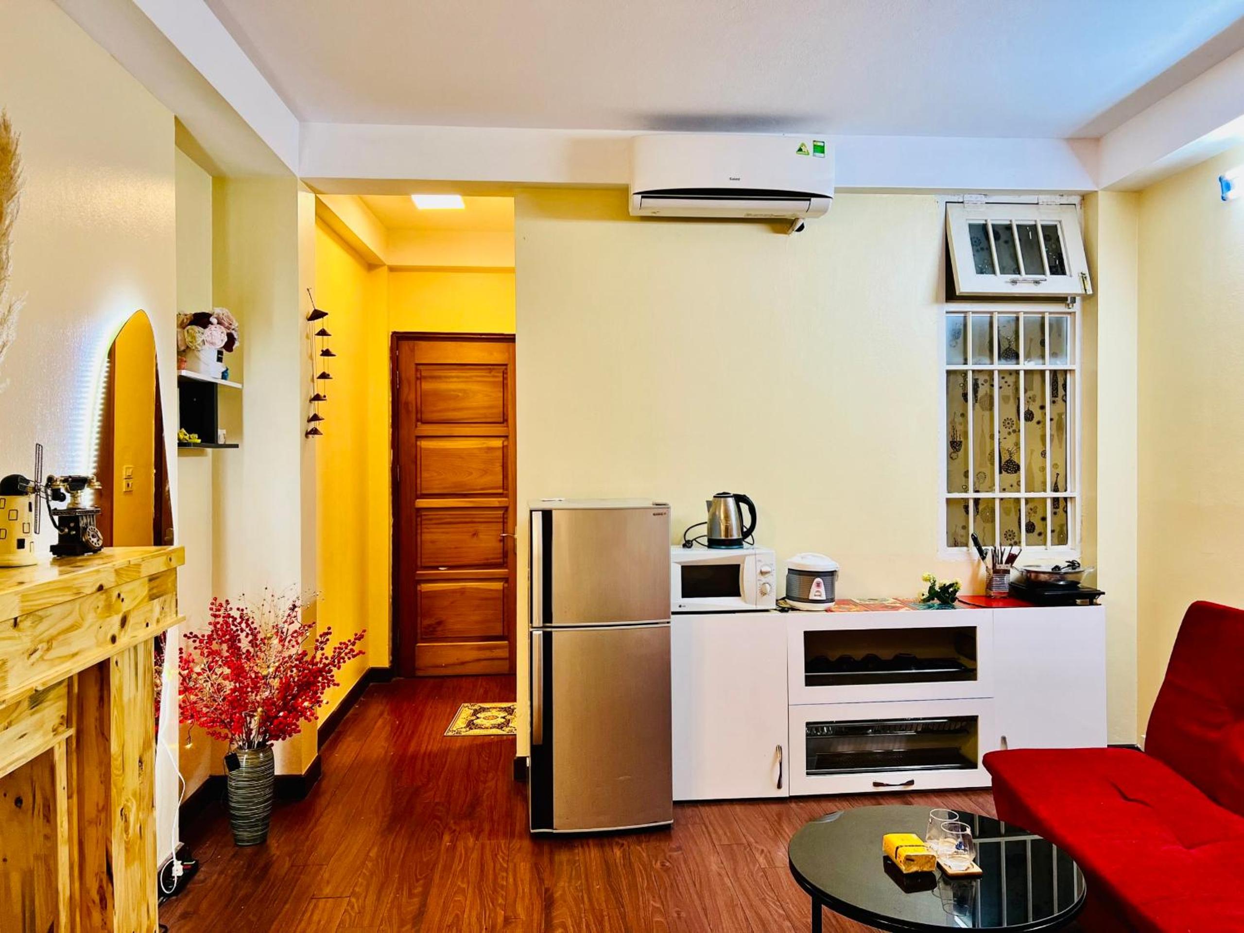 căn hộ 1 ngủ thang máy tại Hoàn Kiếm
