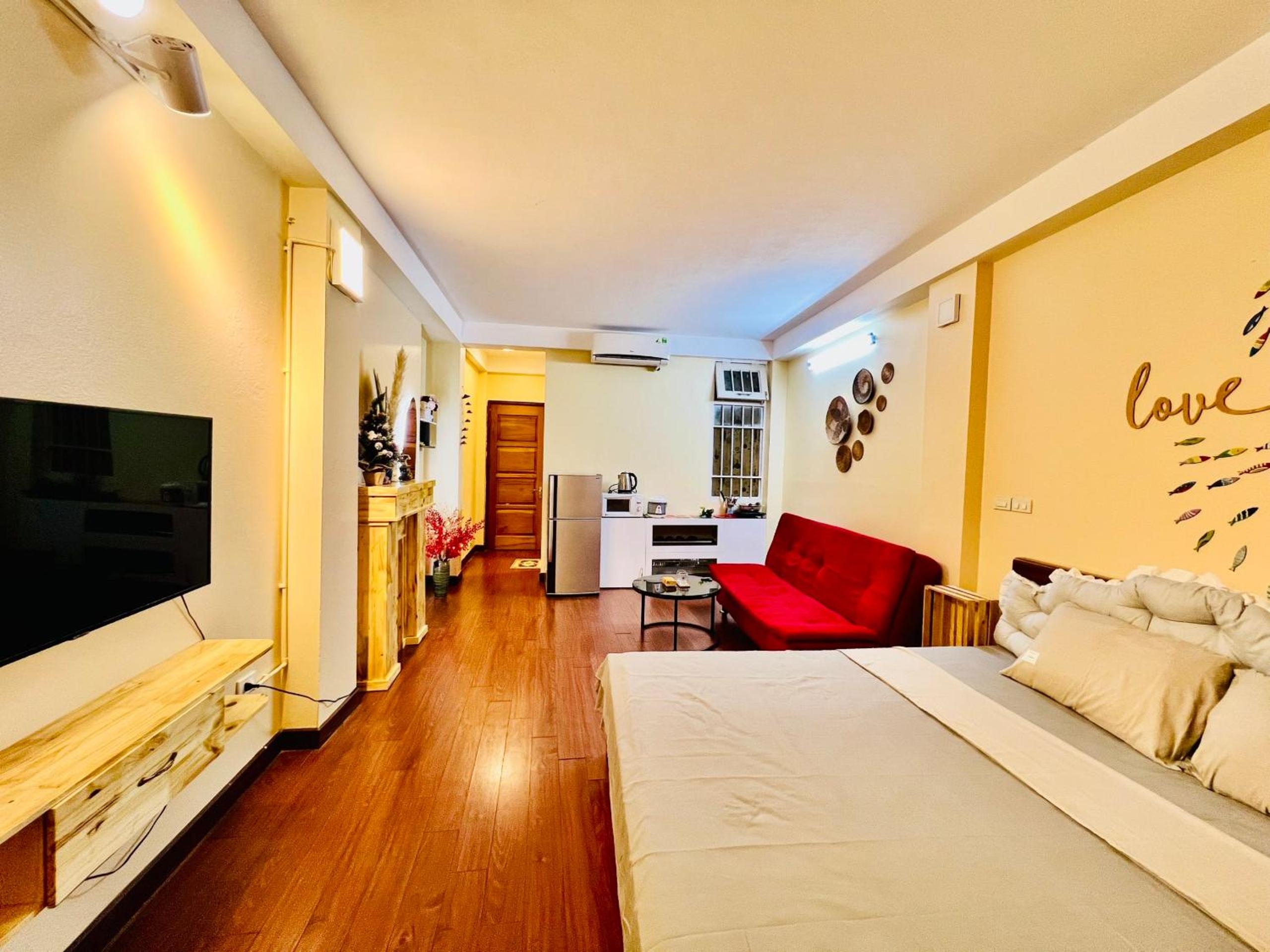 căn hộ 1 ngủ thang máy tại Hoàn Kiếm