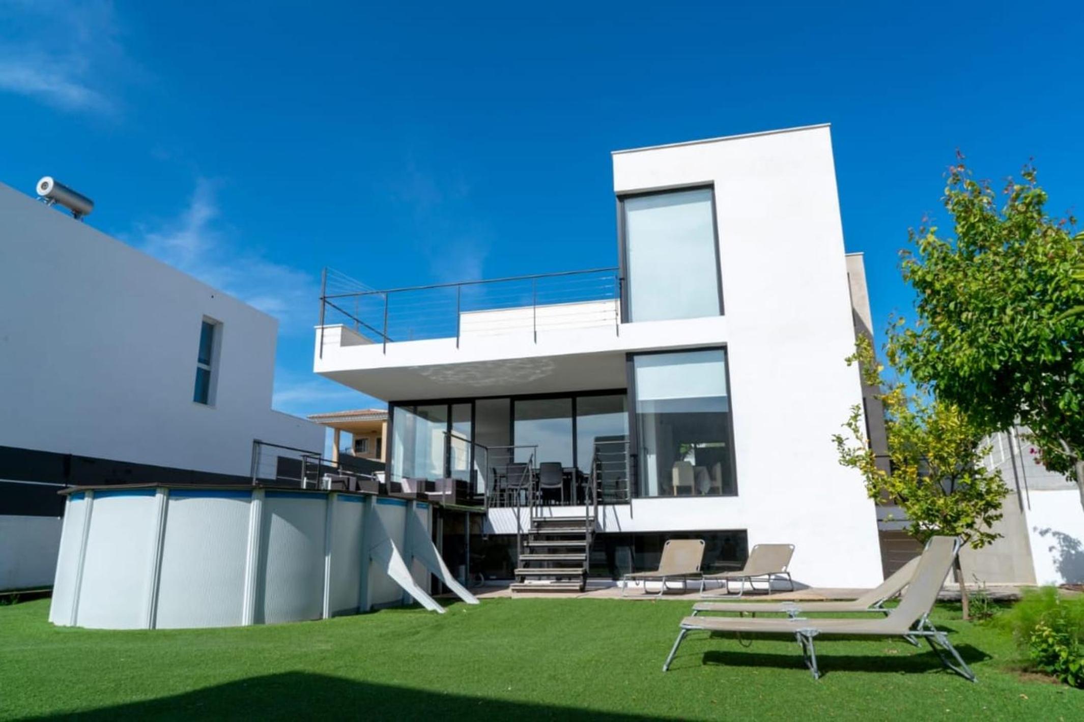 Moderna Villa con piscina en Palma de Mallorca photo 3