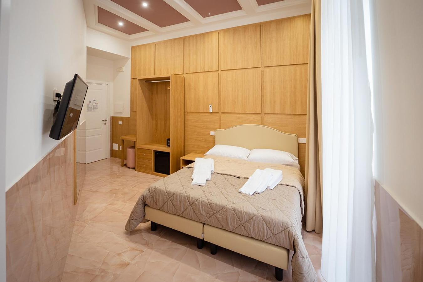 P.C. Boutique H. LifeStyle, Napoli Centro, by ClaPa Group Dislocated Hospitality