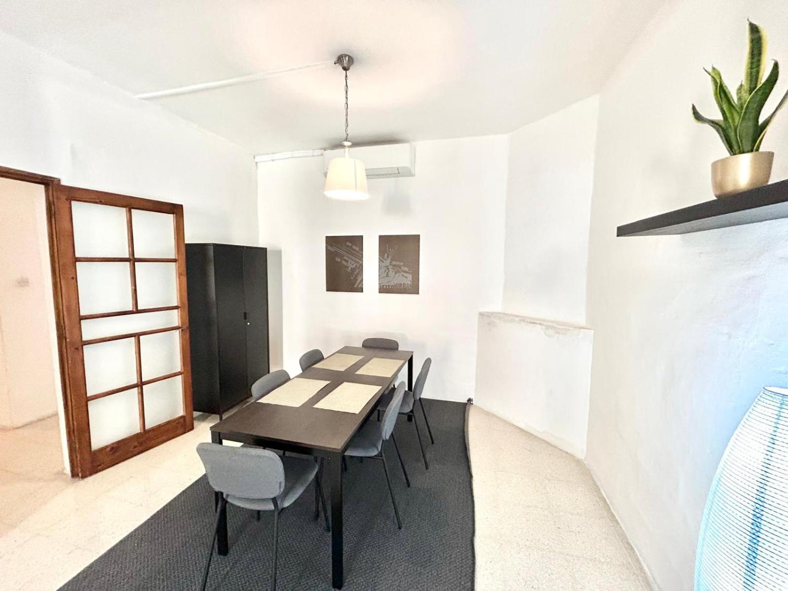 St Julians - Balluta Bay large 3 bedroom apartment view 5